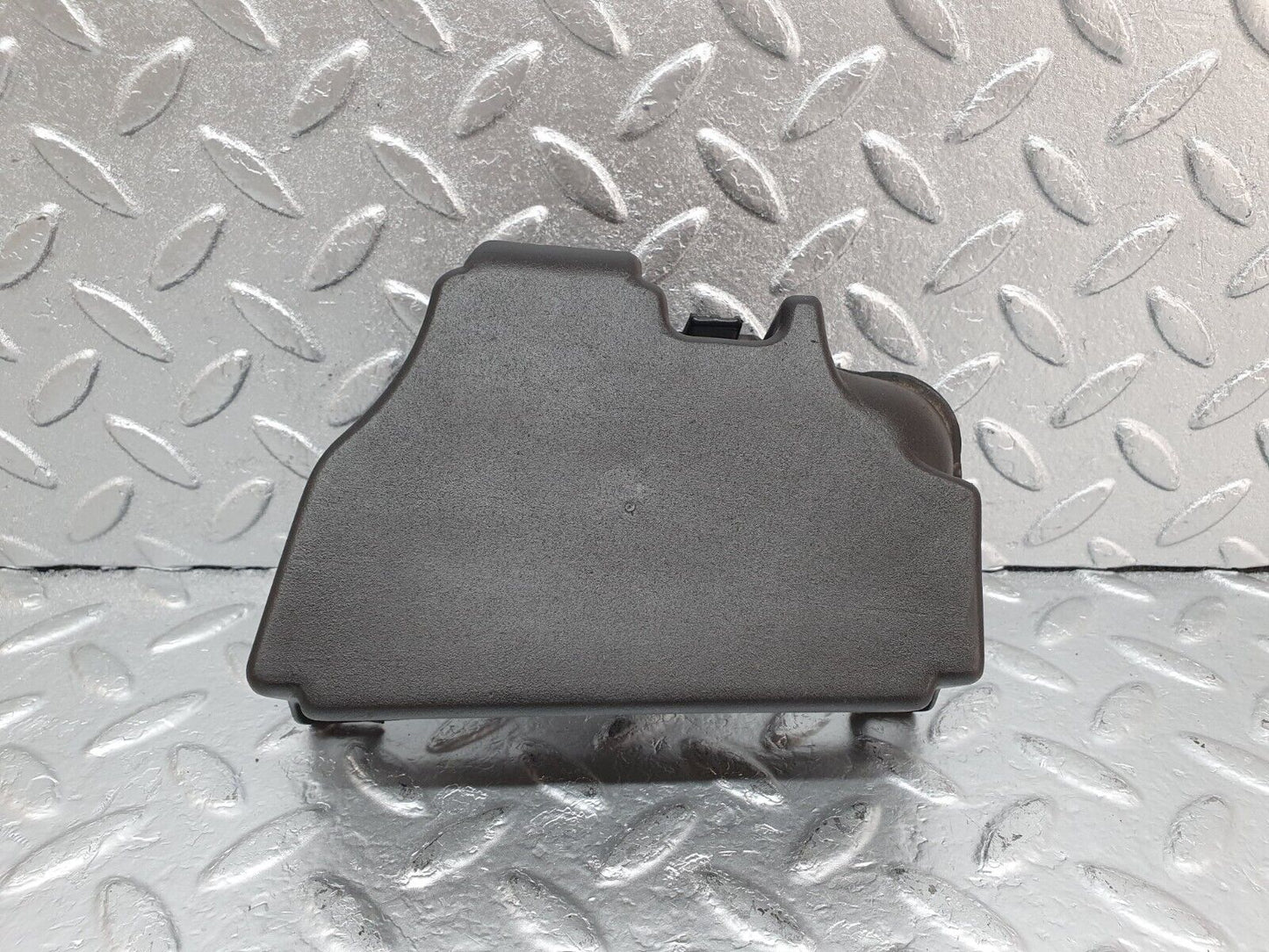 44137 Mercedes-Benz C123 230CE Coupe Fuse Box Relay Cover 1235450146