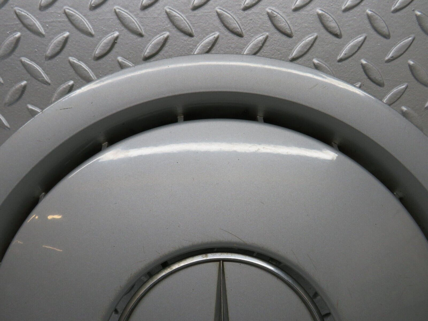 39023 Mercedes-Benz W201 190E Wheel Trim Hub Cap 14" 2014010324