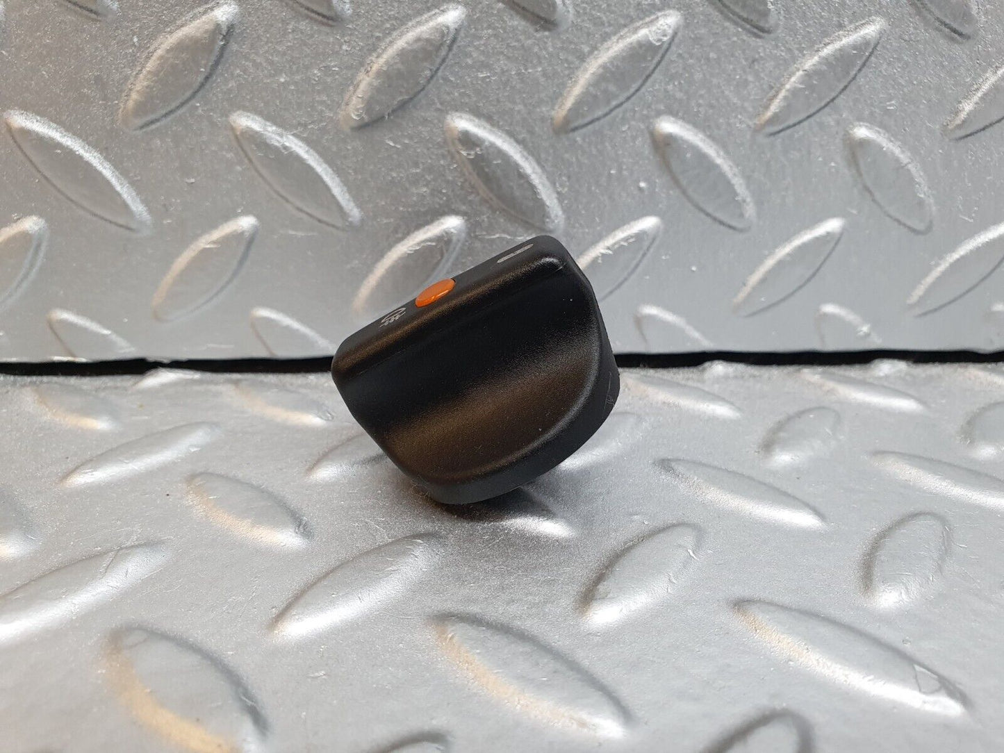 41978 Mercedes-Benz W202 C200 Headlight Switch Knob