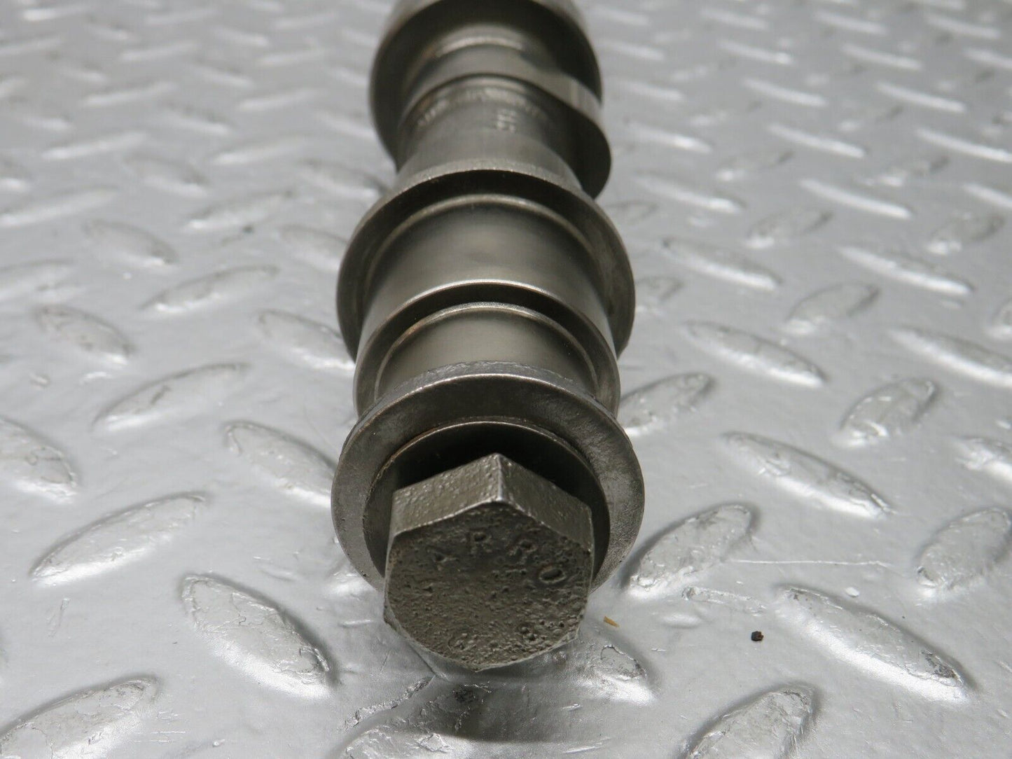 33023 Mercedes-Benz C107 R107 350 V8 Camshaft Left Side 1160514601