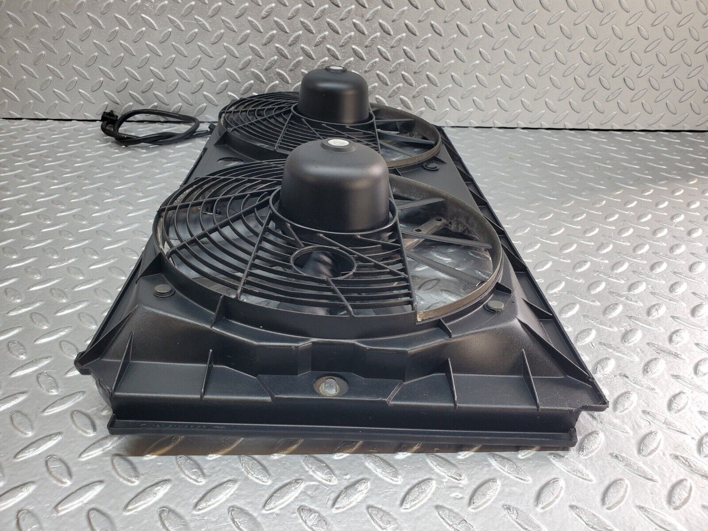 45176 Mercedes-Benz R129 300SL Coupe Radiator Cooling Fan 1295050555 1295409908