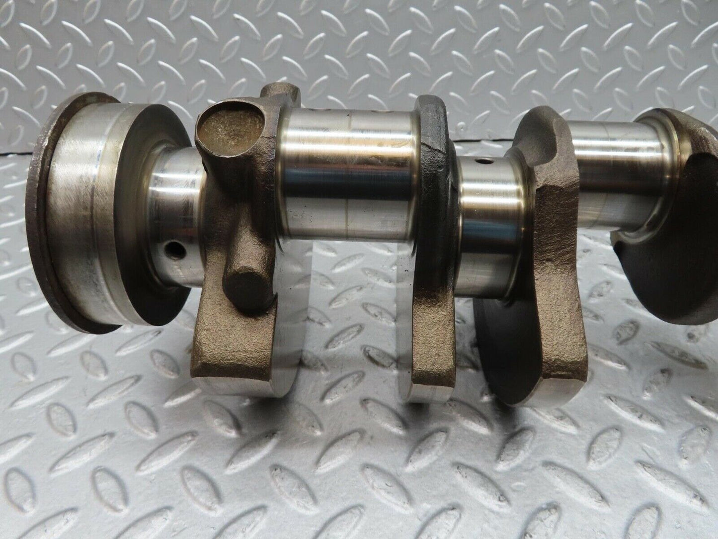 16531 Mercedes-Benz C107 350SLC Coupe Crankshaft