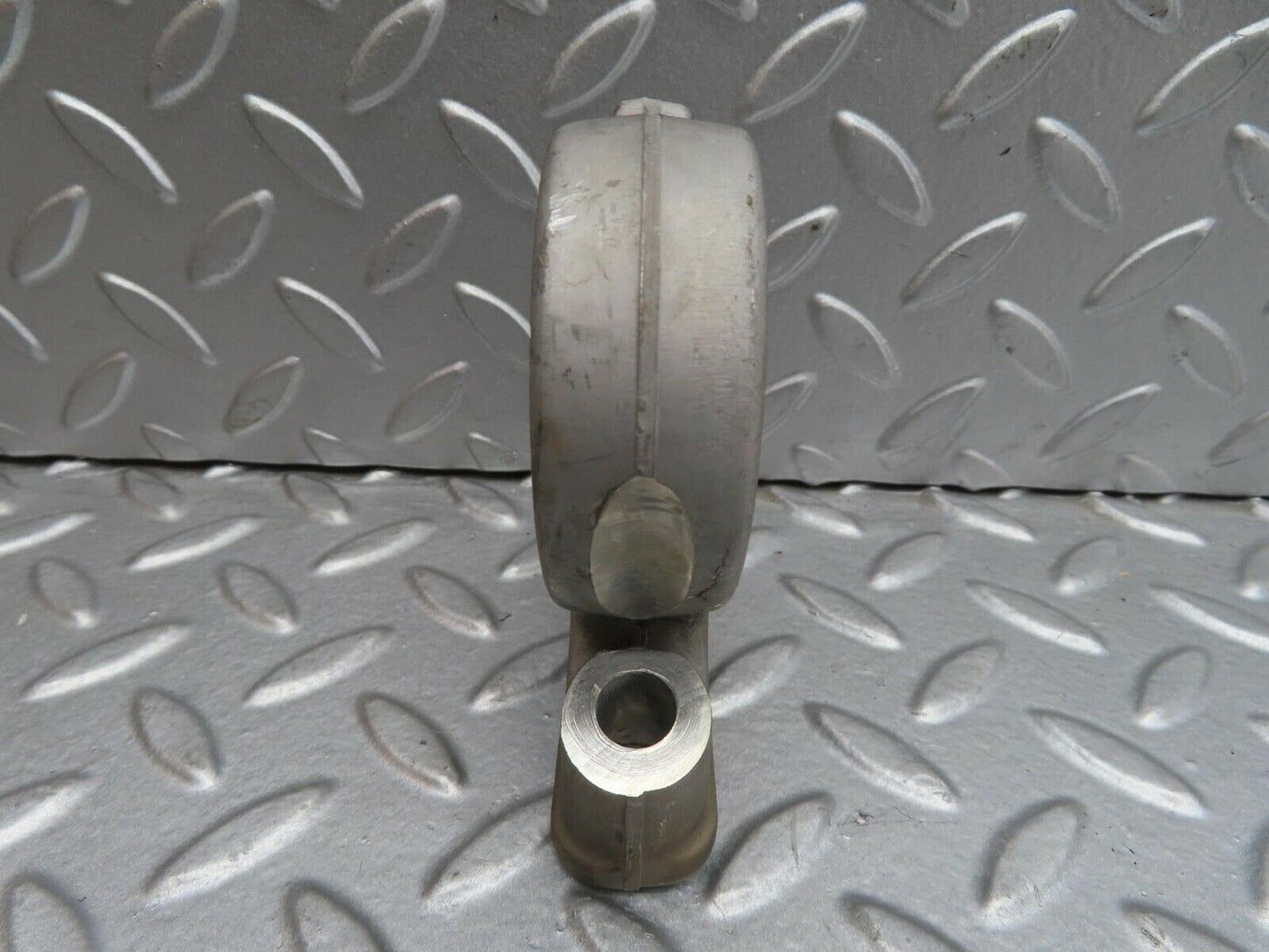 13731 Mercedes-Benz R107 450SL Camshaft Tower Bearing 1160512712