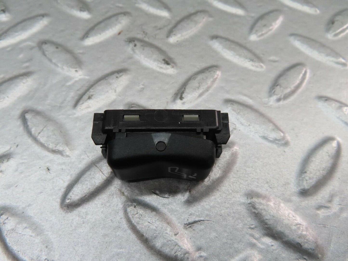 15038 Mercedes-Benz W140 S320 Head Rest Control Switch 1408205210