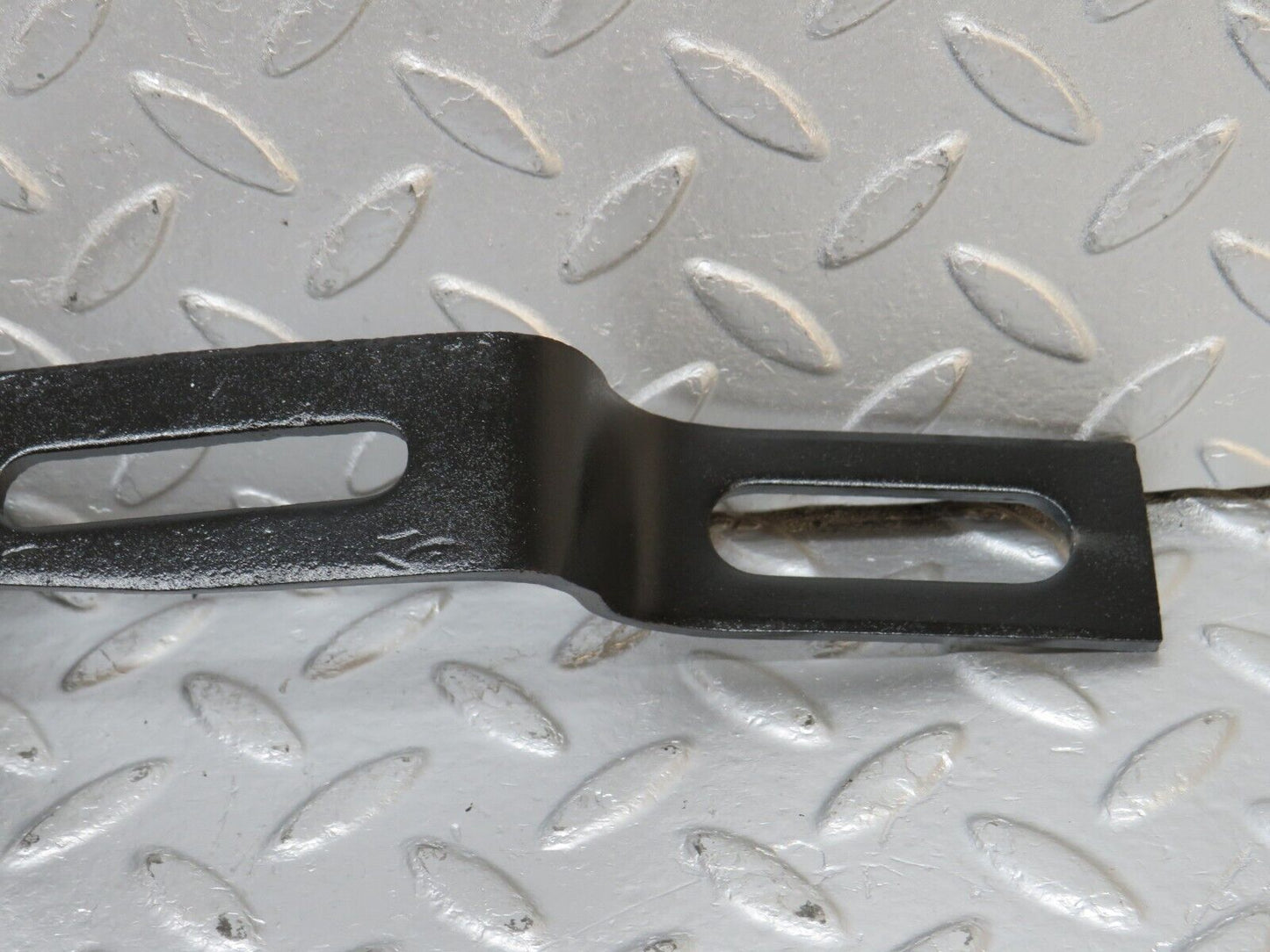 39929 Mercedes-Benz R107 350SL Front Bumper Bracket Right