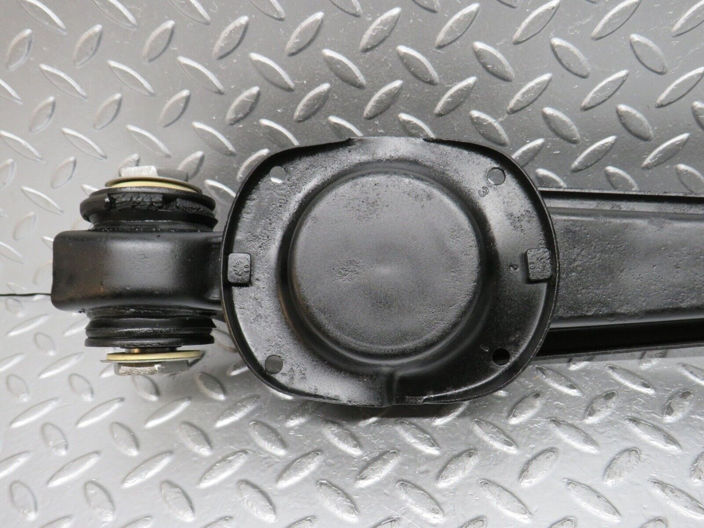 0392 Mercedes-Benz W108 280SE Rear Axle Spring Coil Mount