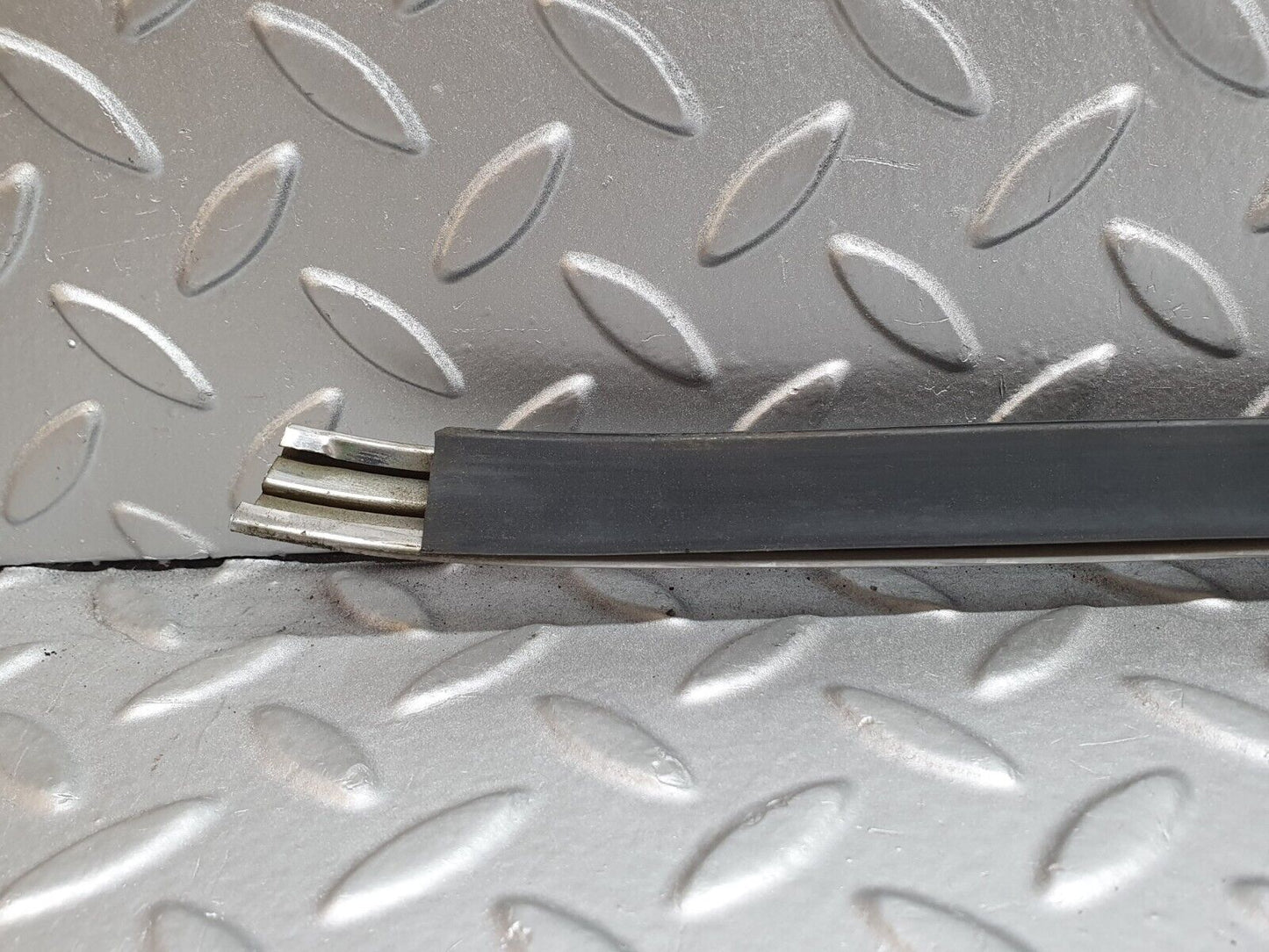 43461 Mercedes-Benz W108 280SE Rear Right Fender Centre Moulding Trim