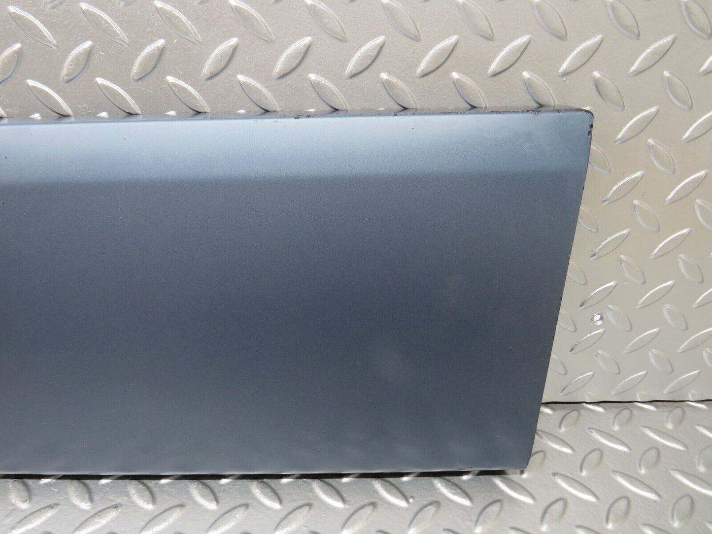 25233 Mercedes-Benz W201 190D Front Right Door Moulding Trim 2016905640