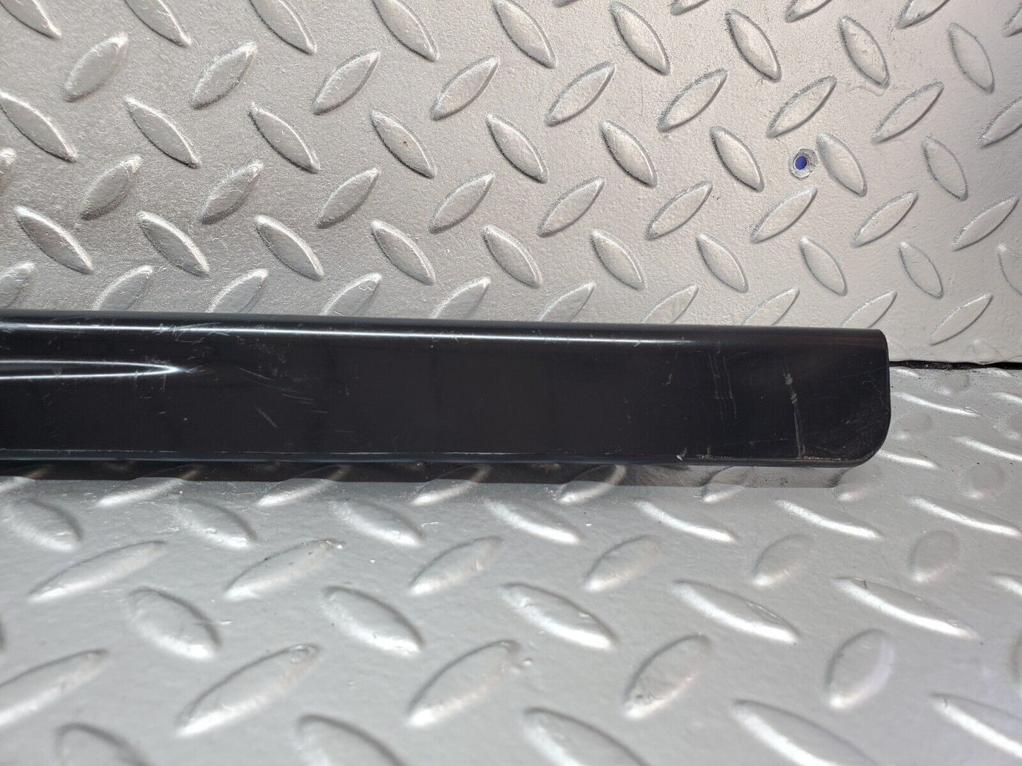 45701 Mercedes-Benz W126 420SE Trunk Boot Lock Cover 1266981189 0005845039