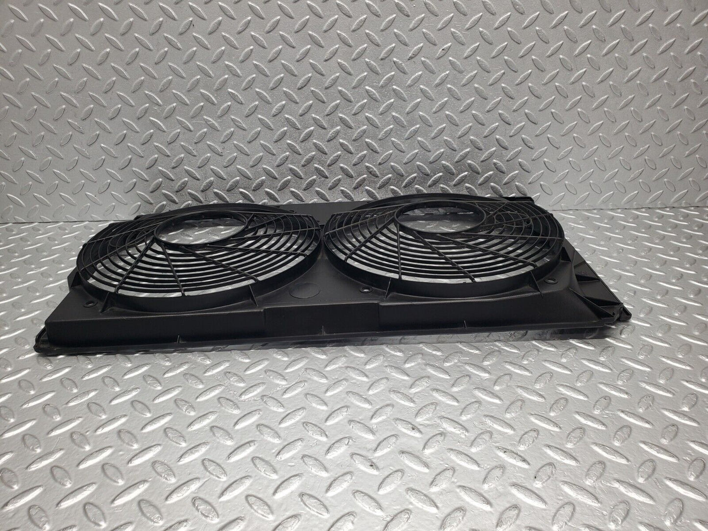 46735 Mercedes-Benz R129 320SL Coupe Radiator Fan Shroud Cover 1295051055