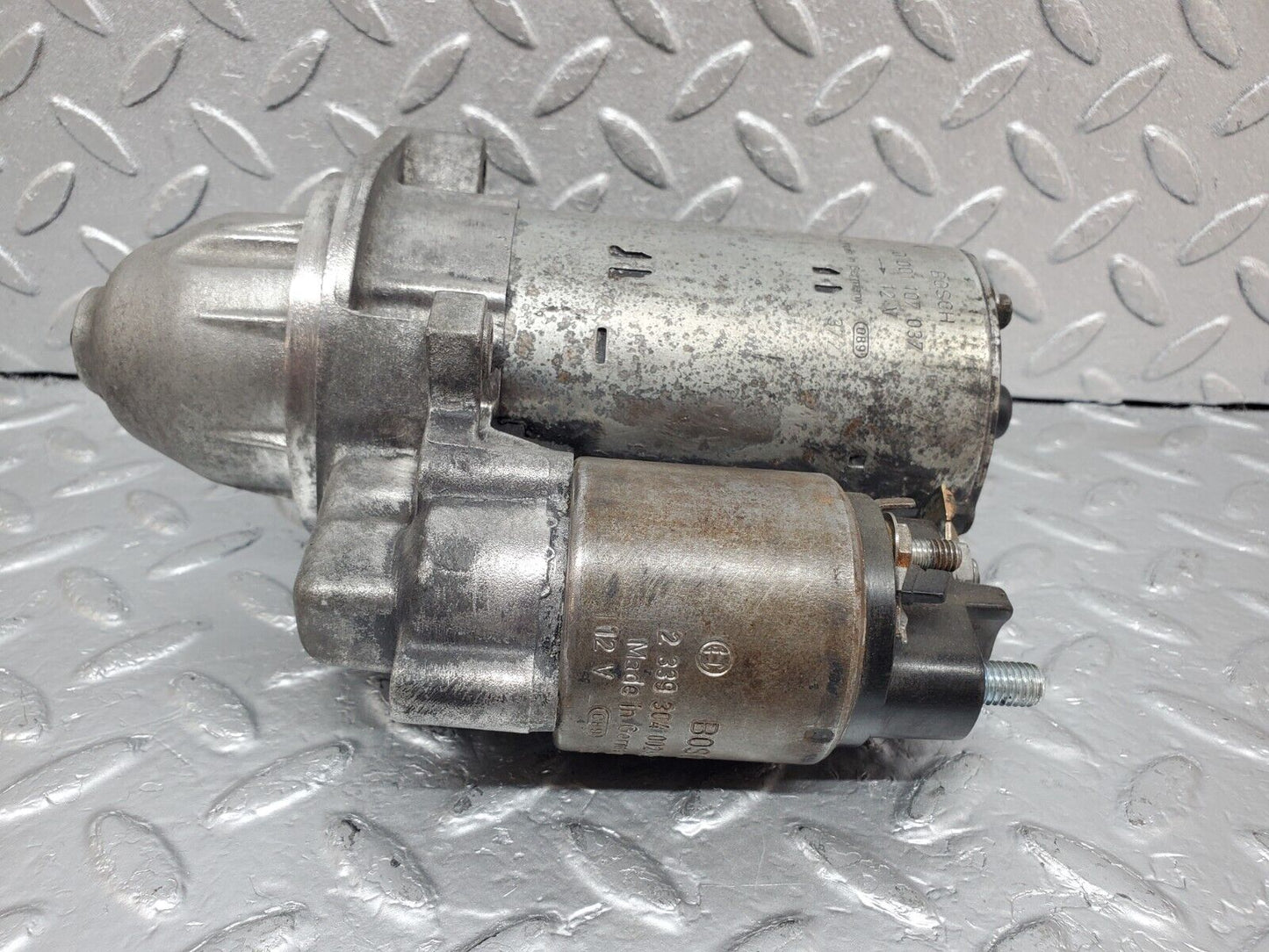 44855 Mercedes-Benz W124 220E Starter Motor Bosch 0001107037 2339304002