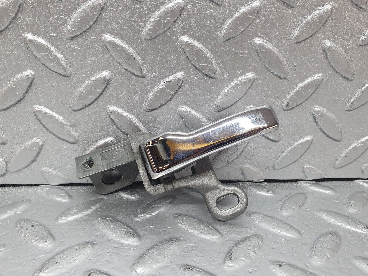 43971 Mercedes-Benz C123 230CE Coupe Left Interior Door Handle 1237600161