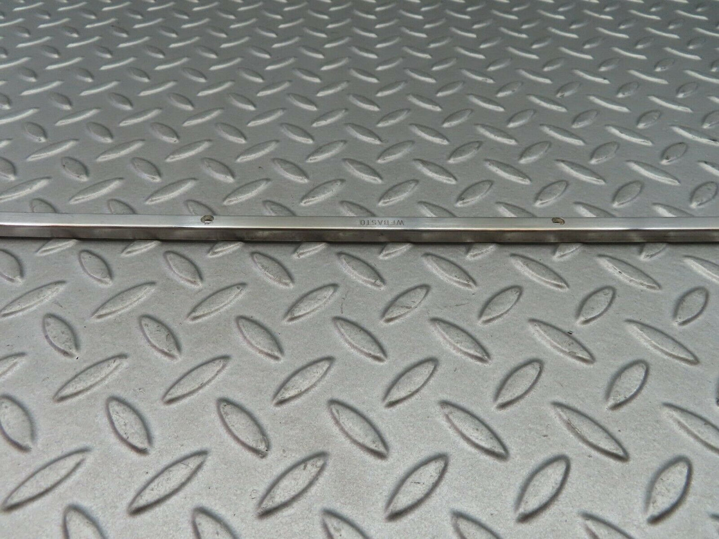 5914 Mercedes-Benz W123 200 Sunroof Trim Webasto