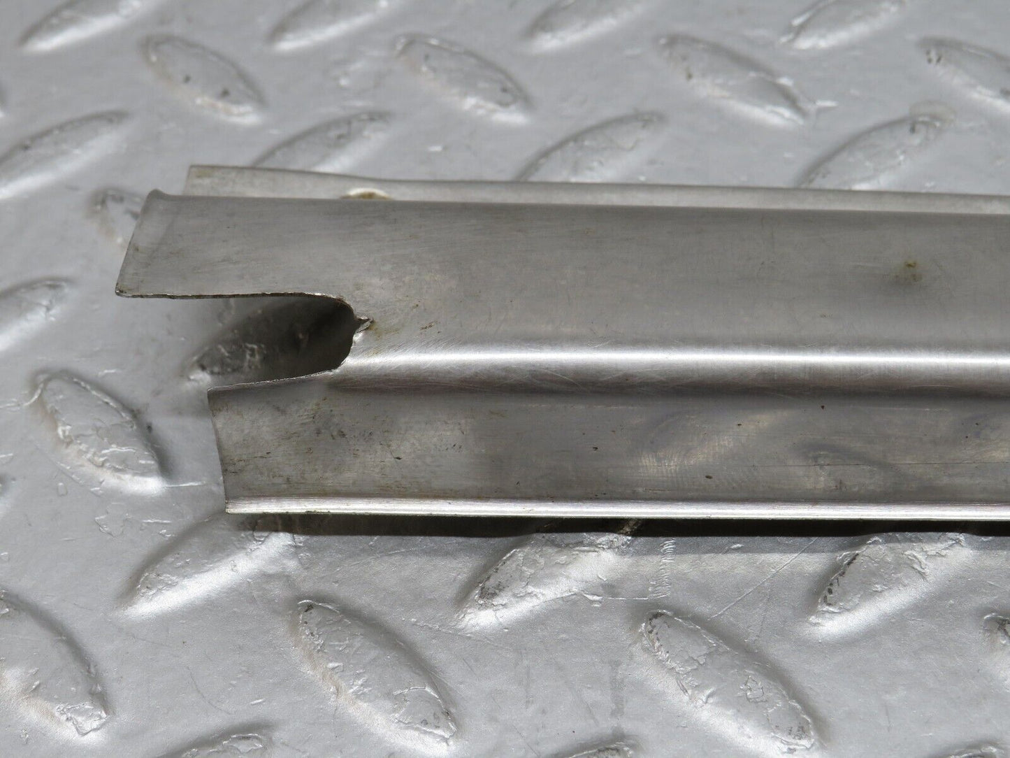 35765 Mercedes-Benz W108 Rear Left Door Sill Chrome