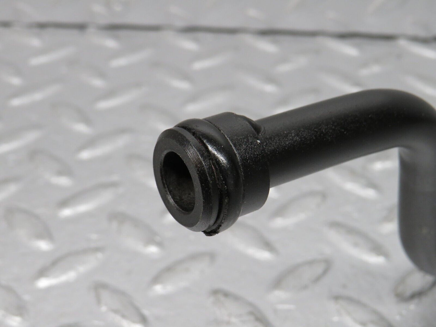 39579 Mercedes-Benz R129 320SL Coupe Coolant Pipe