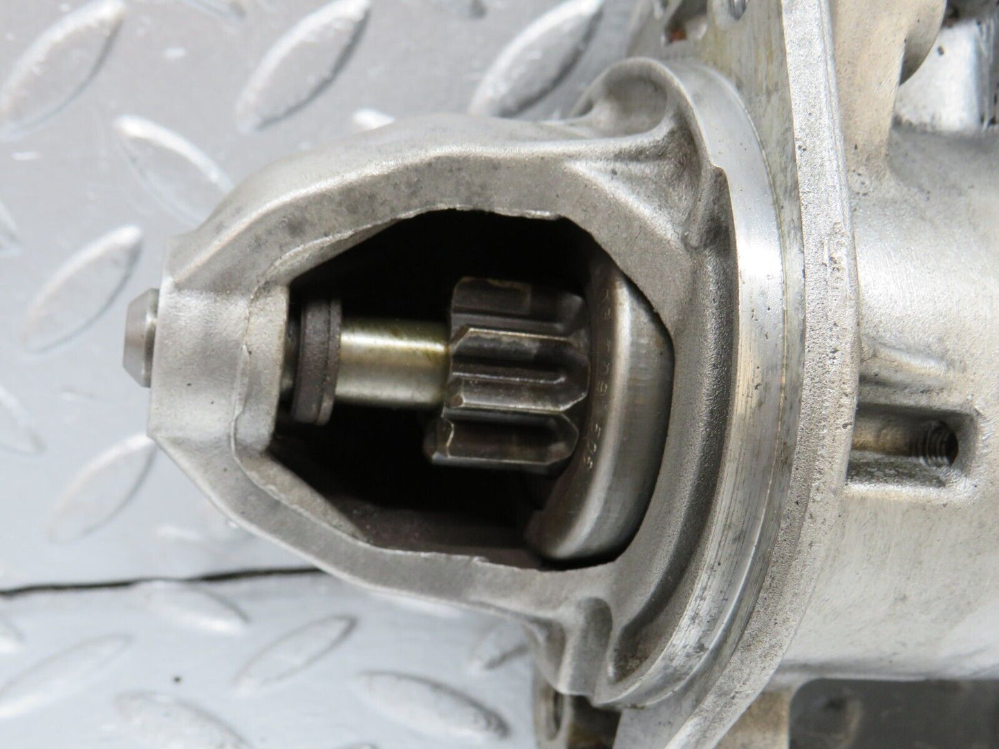 33862 Mercedes-Benz W201 190E 2.0L Starter Motor Bosch 0001108003 0331303053553