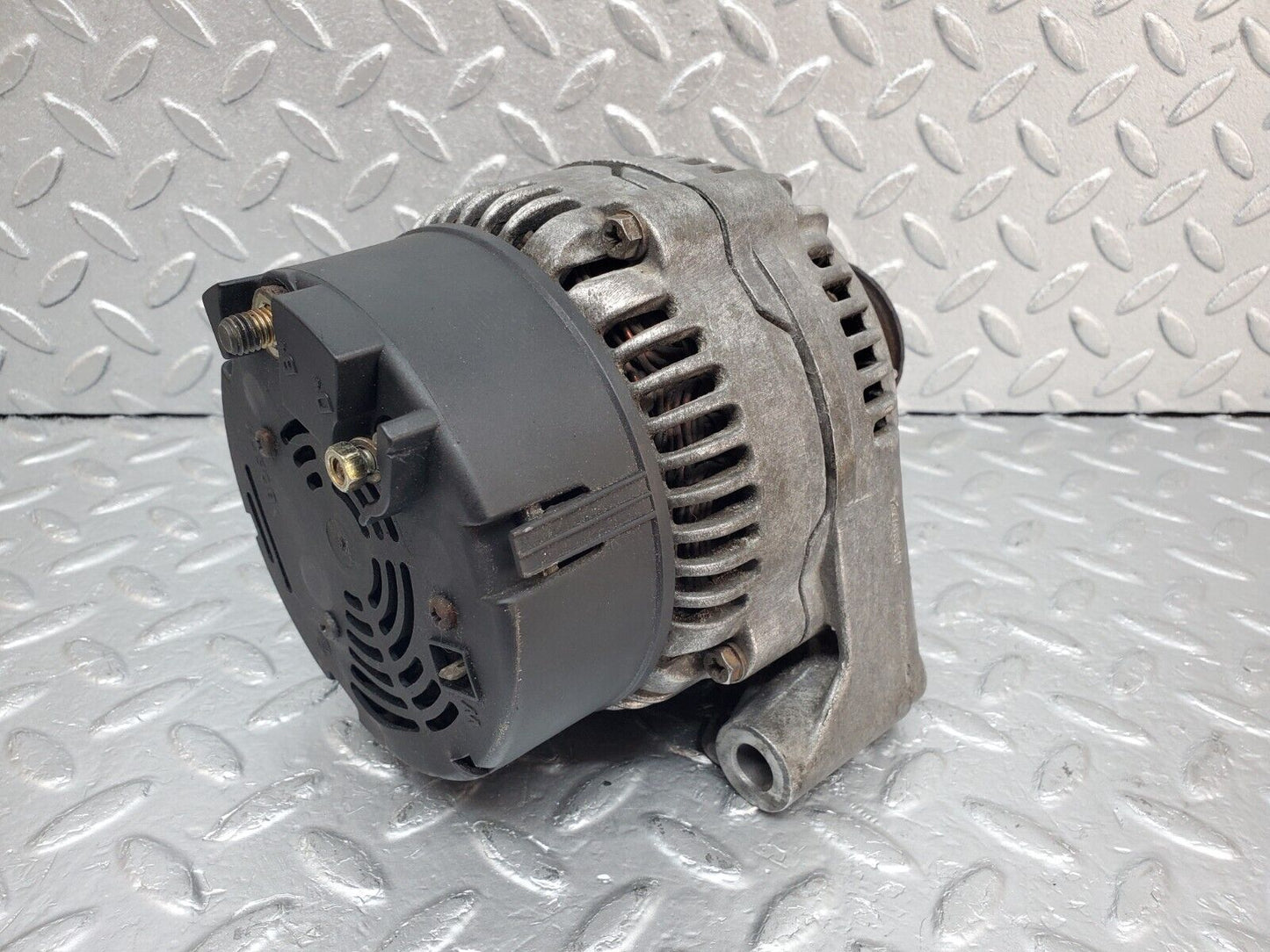 44854 Mercedes-Benz W124 220E Alternator Generator Bosch 0091540202 0123335002