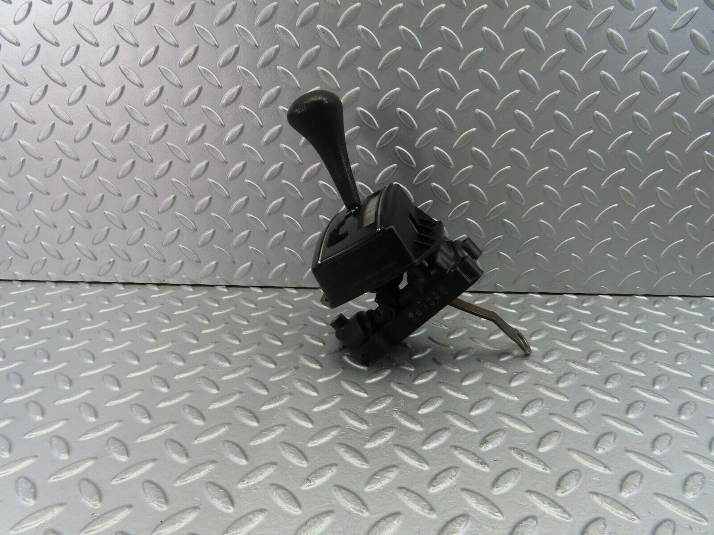 10780 Mercedes-Benz W123 230E Automatic Gear Shift Selector