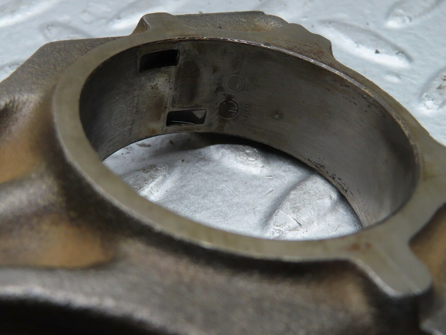 21364 Mercedes-Benz W123 230E Piston With Connecting Rod 95.475 mm