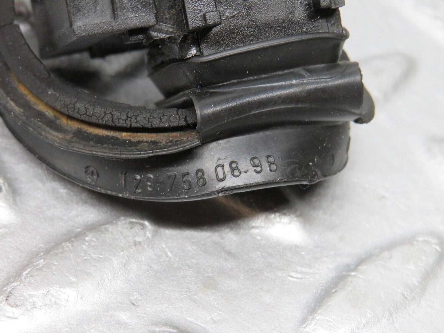 38322 Mercedes-Benz R129 280SL Coupe Trunk Lock Infrared Receiver 1297580898
