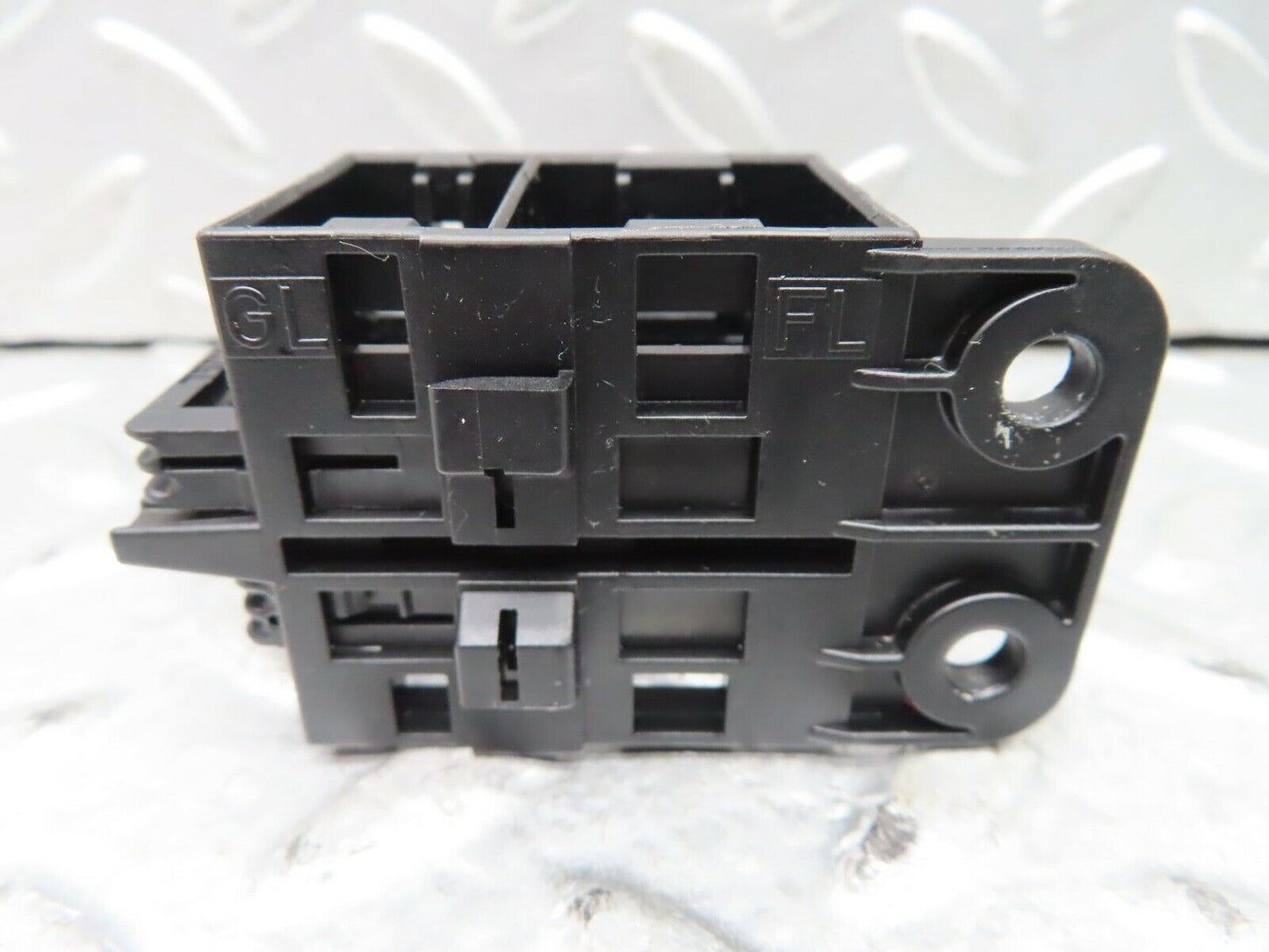 19687 Mercedes-Benz C140 CL420 Coupe Front Left Door Switch Plug 0195457028