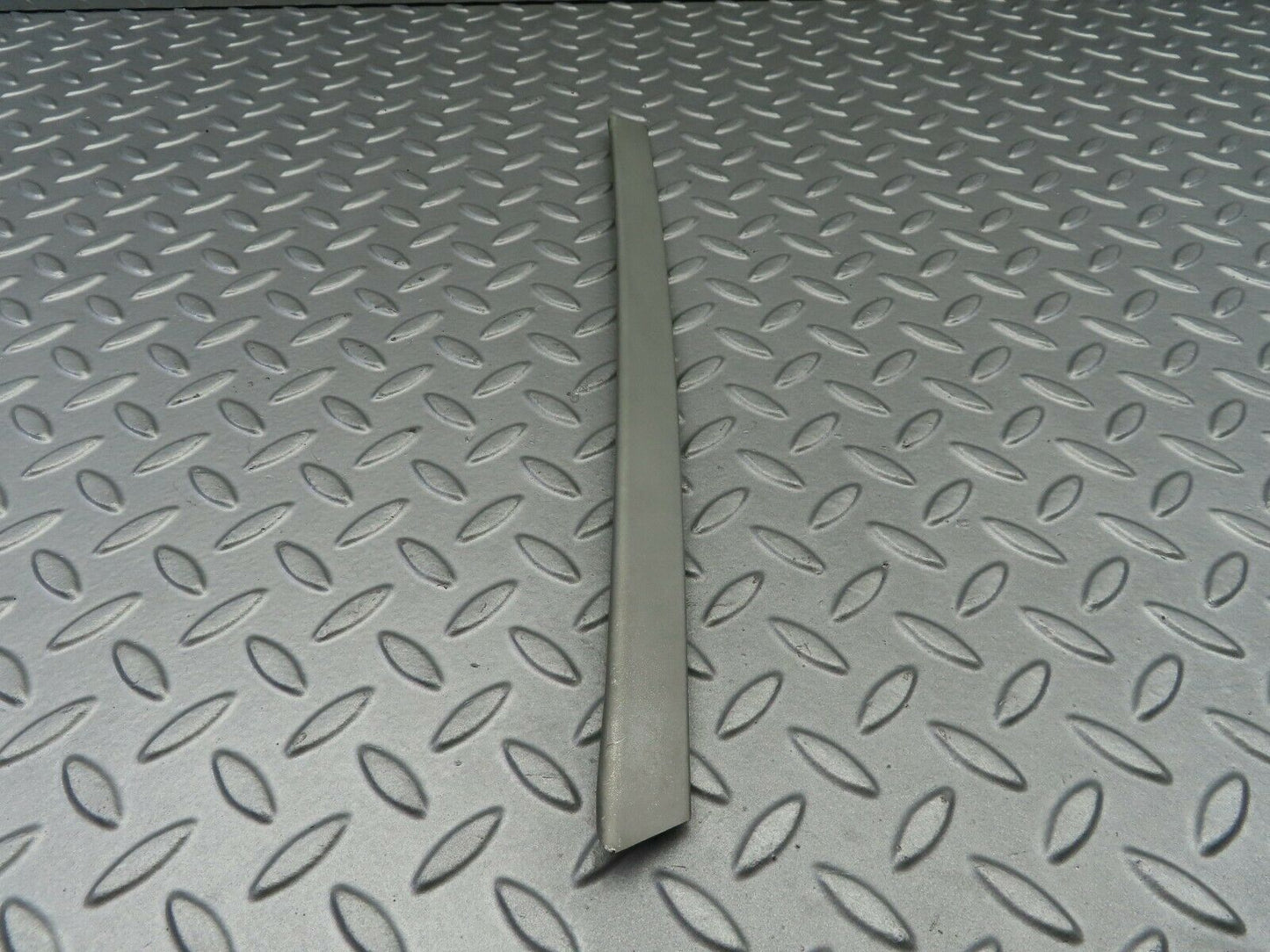 6913 Mercedes-Benz C107 350SLC Coupe Exterior Rear Quarter Window Cover Right