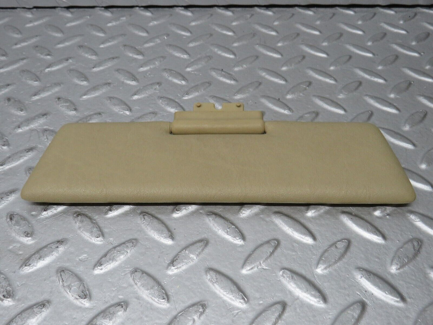 36875 Mercedes-Benz C126 420SEC Coupe Middle Sun Visor Beige