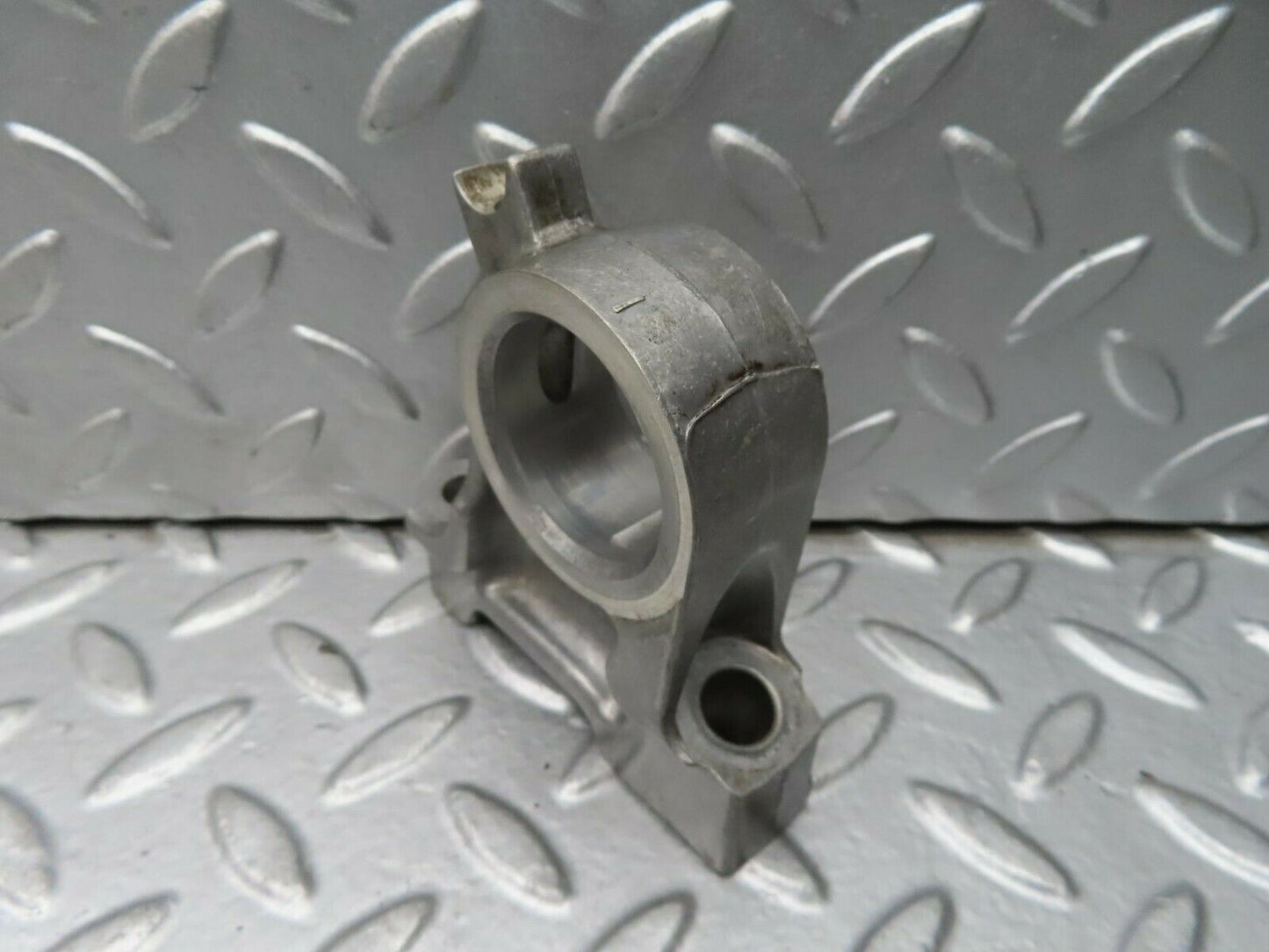 15639 Mercedes-Benz R107 450SL Camshaft Tower Bearing 1160513310