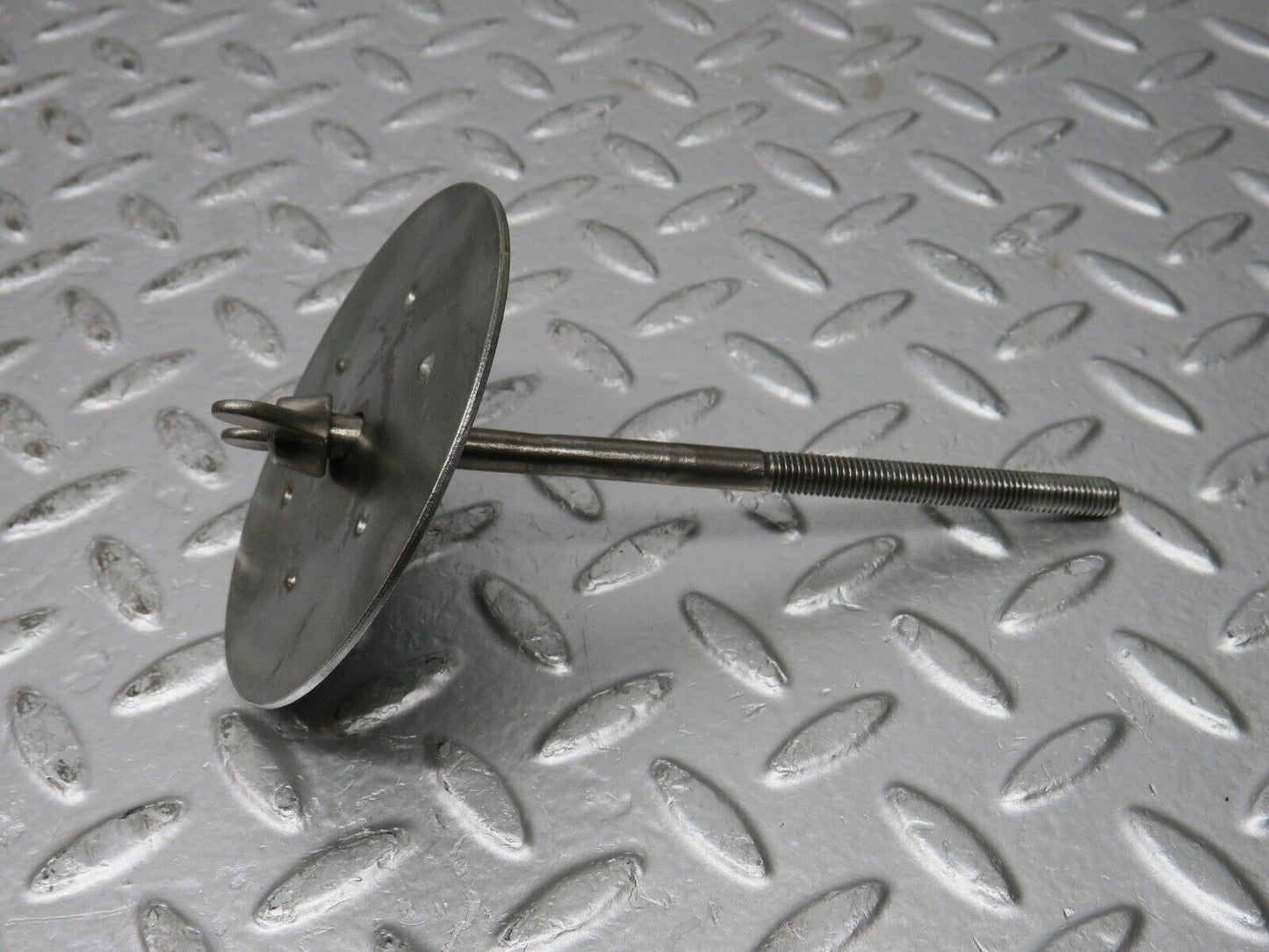 32045 Mercedes-Benz W123 230E Spare Wheel Holder