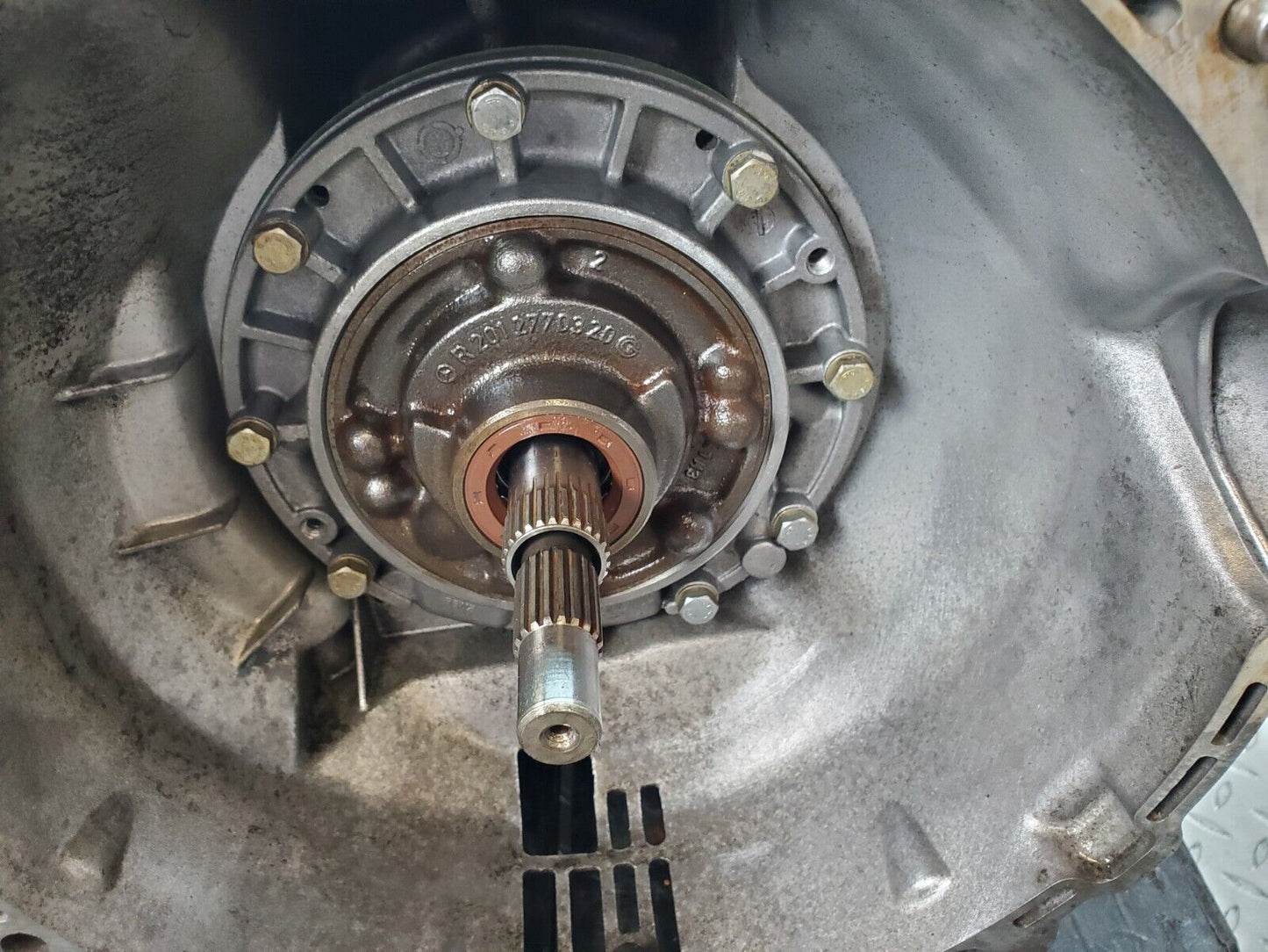 44886 Mercedes-Benz W124 220E Automatic Gearbox 722.428 1242704800 2012710701