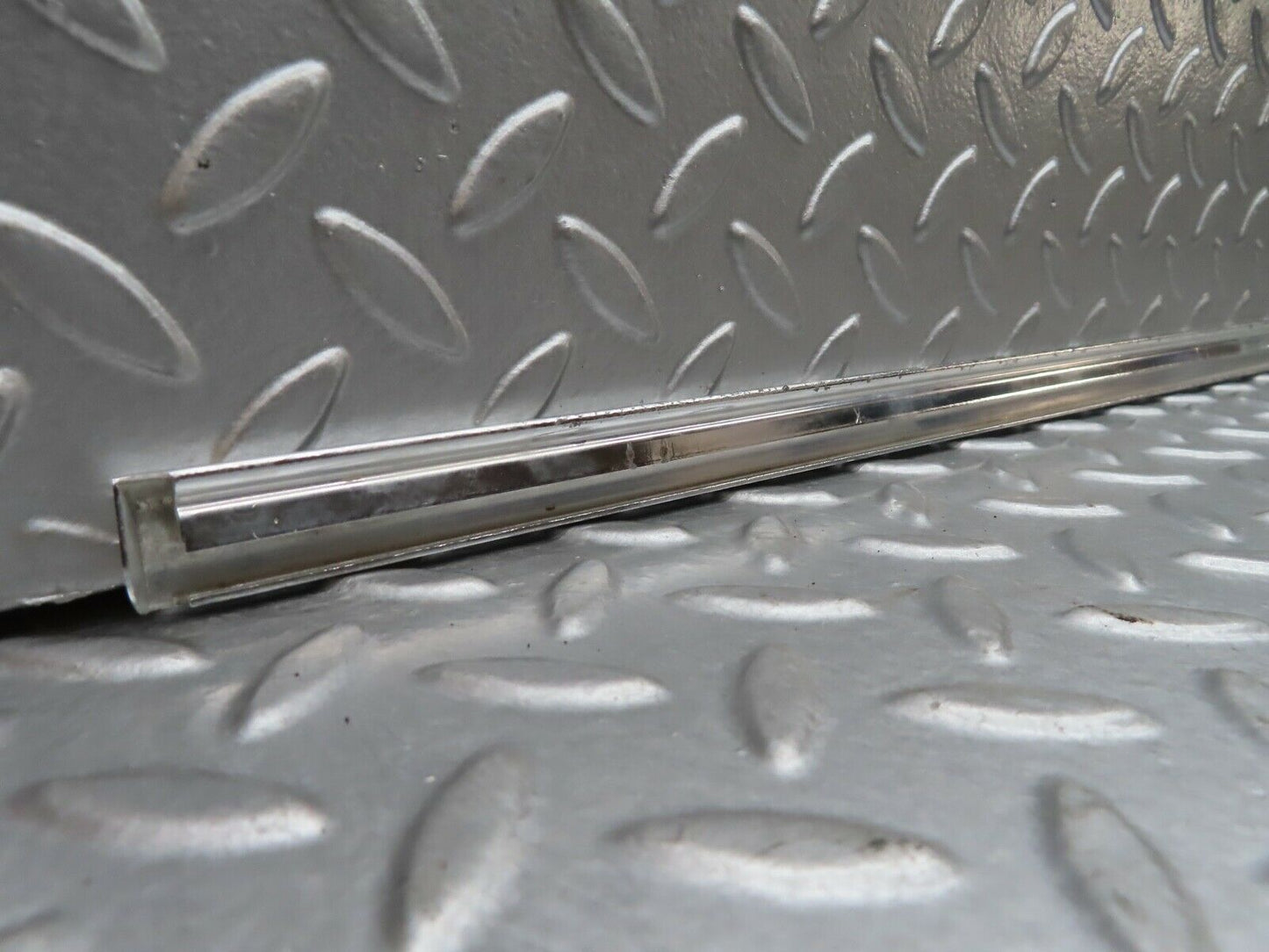 21039 Mercedes-Benz W123 230E Rear Right Door Chrome Moulding Trim