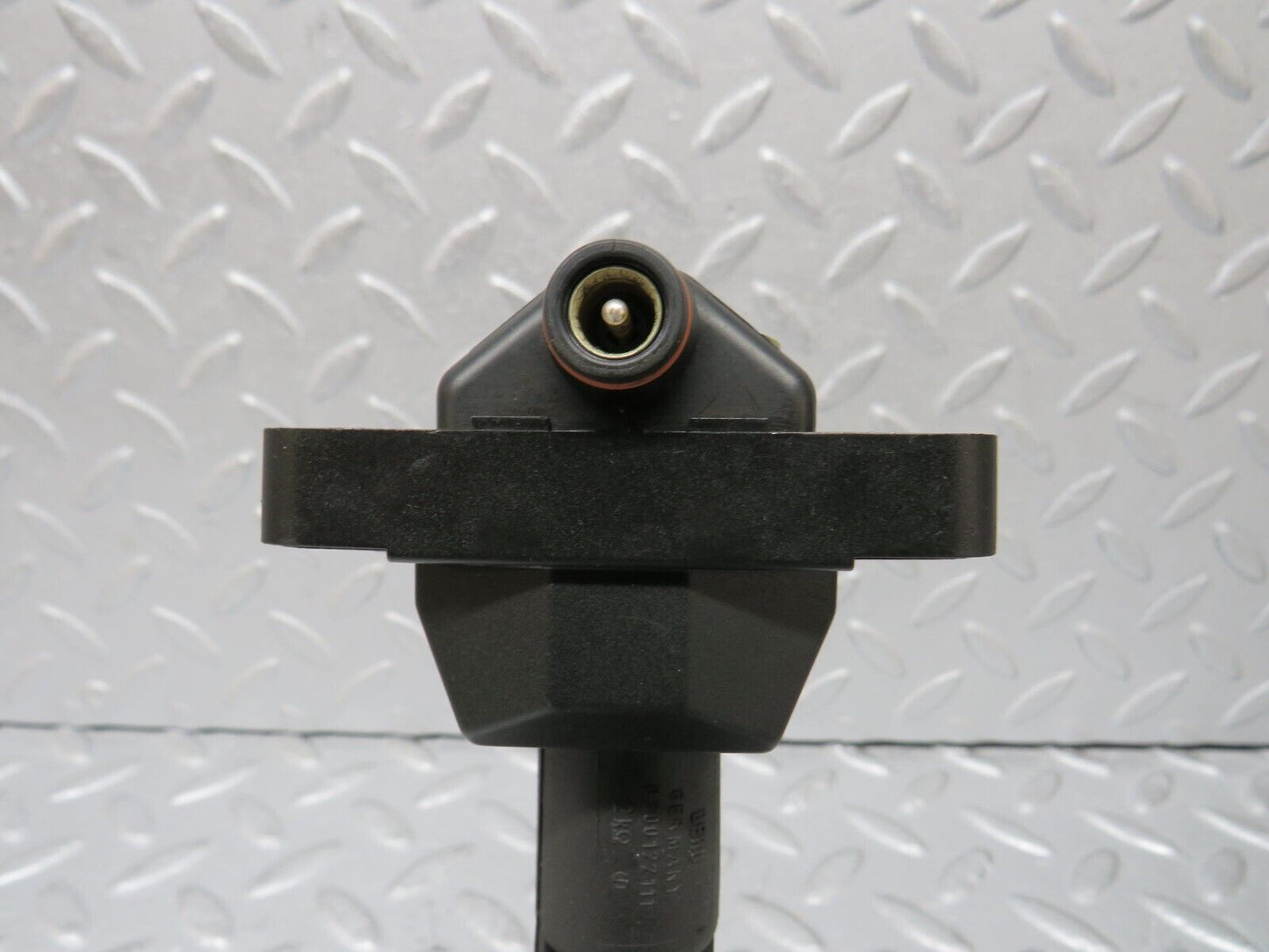 38081 Mercedes-Benz A124 320E Cabriolet Ignition Coil 0221506444 0001587003