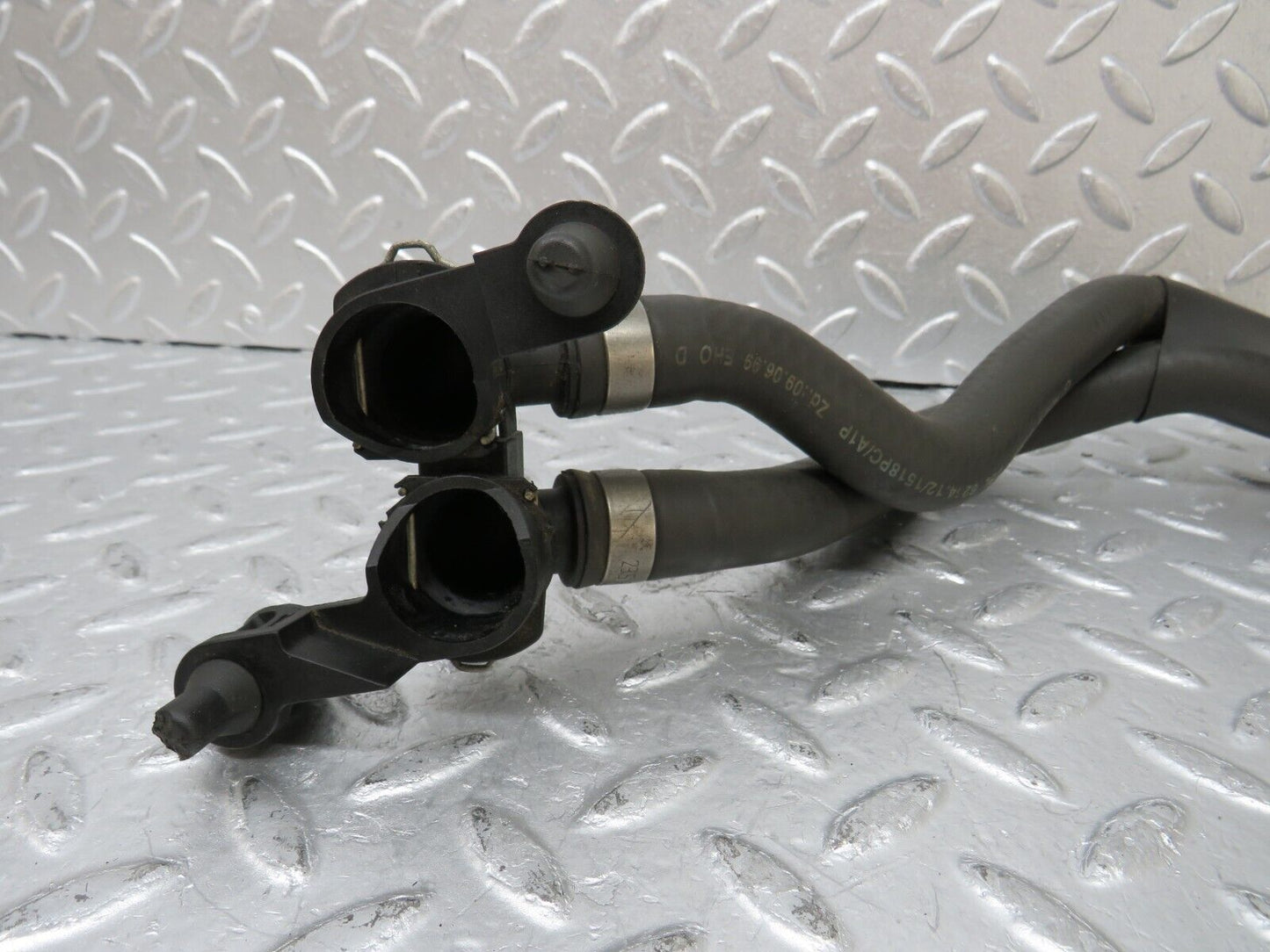 34994 Mercedes-Benz W210 320E Heater Hose Pipe 2108300424
