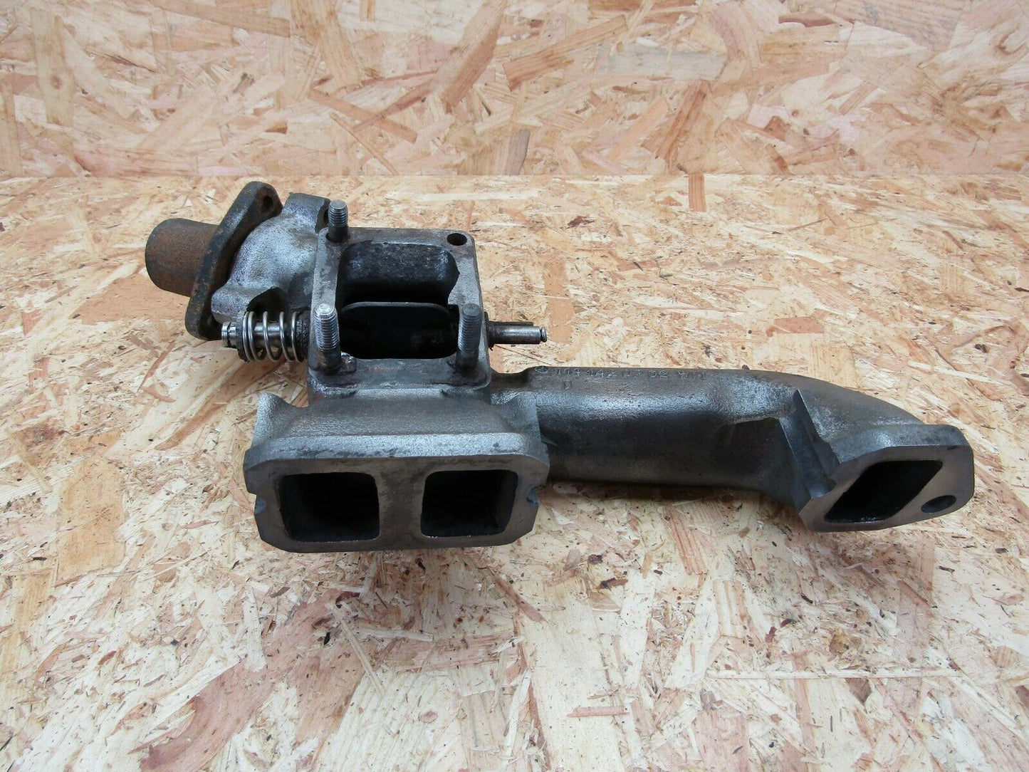 2141 Mercedes-Benz W108 280SE Exhaust Manifold 1141420702