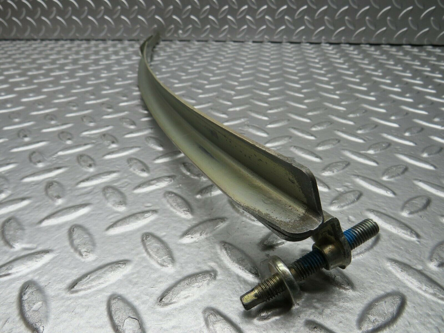 22534 Mercedes-Benz C124 E220 Coupe Left Door Window Channel