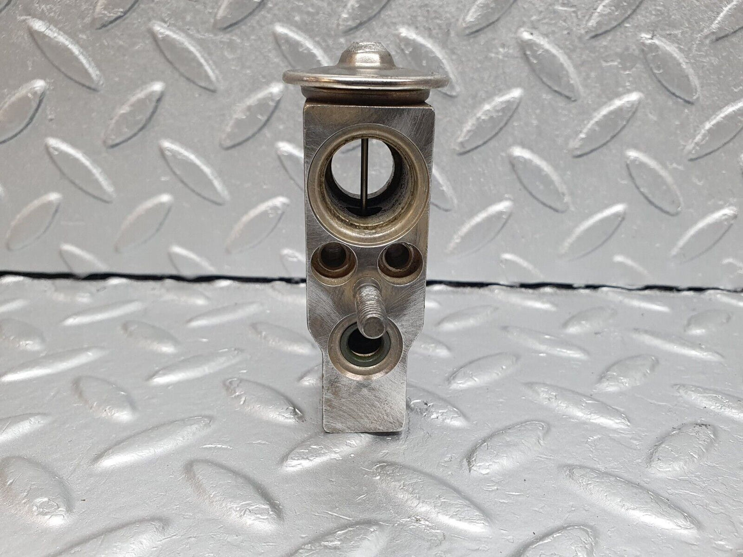 41918 Mercedes-Benz W202 C200 Air Conditioning Expansion Valve 2028300184