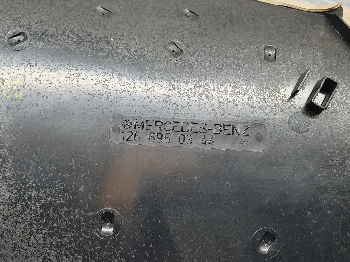 41000 Mercedes-Benz W126 300SE C Pillar Cover Left Side Beige 1266950344