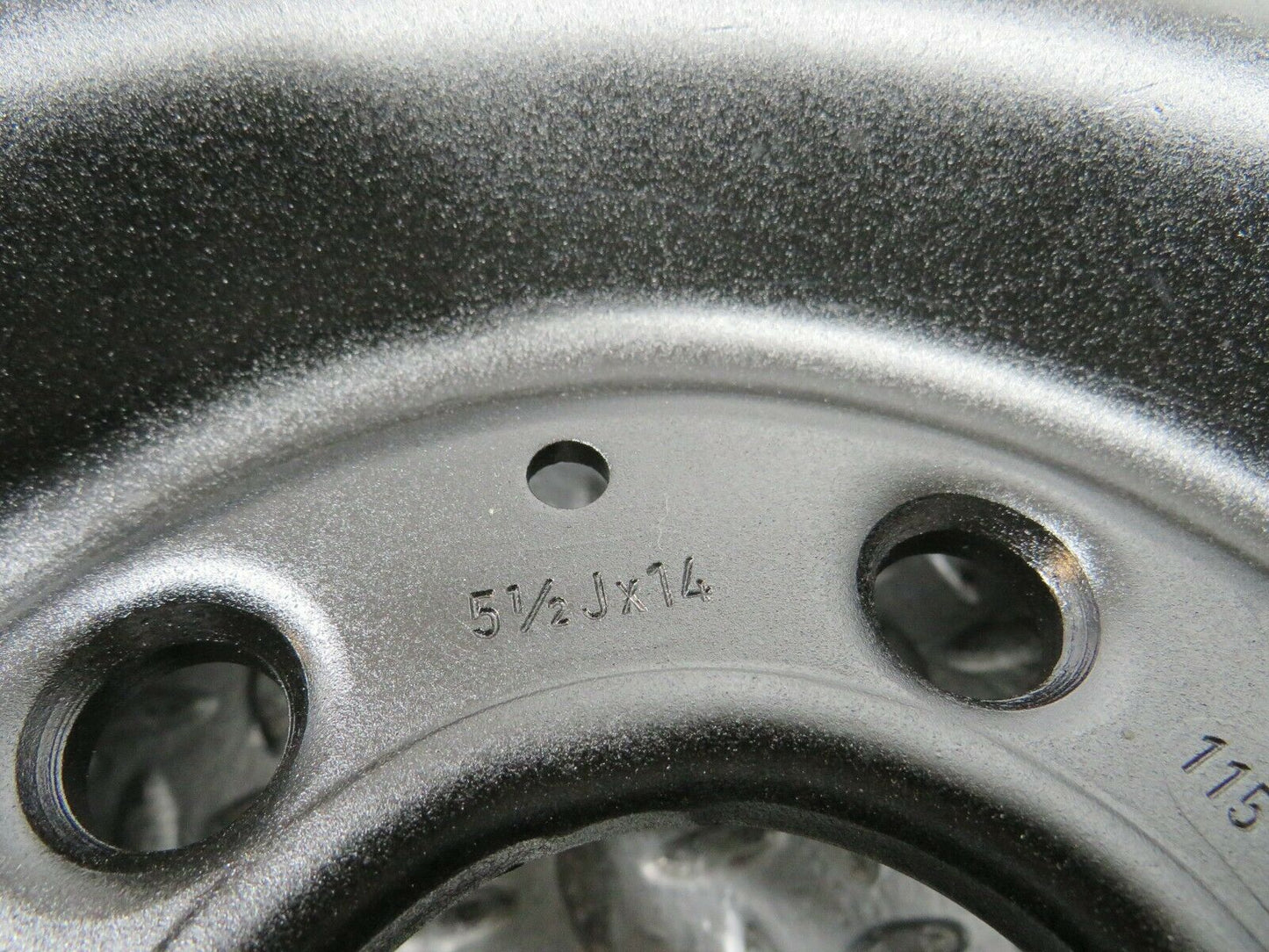 23689 Mercedes-Benz Steel Wheel 5.5Jx14H2 ET30 1154001302