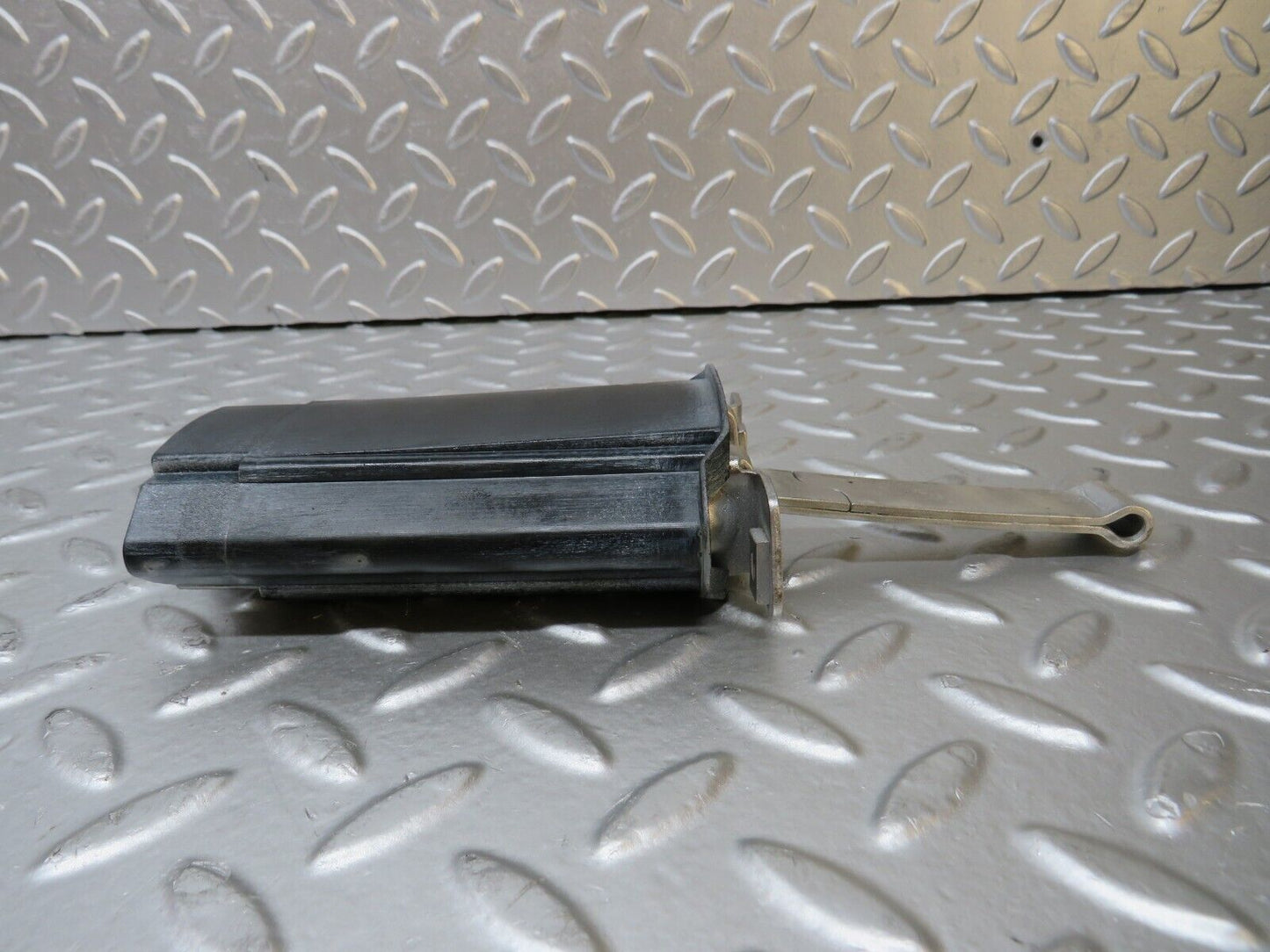 30262 Mercedes-Benz W124 230E Door Safety Check Strap
