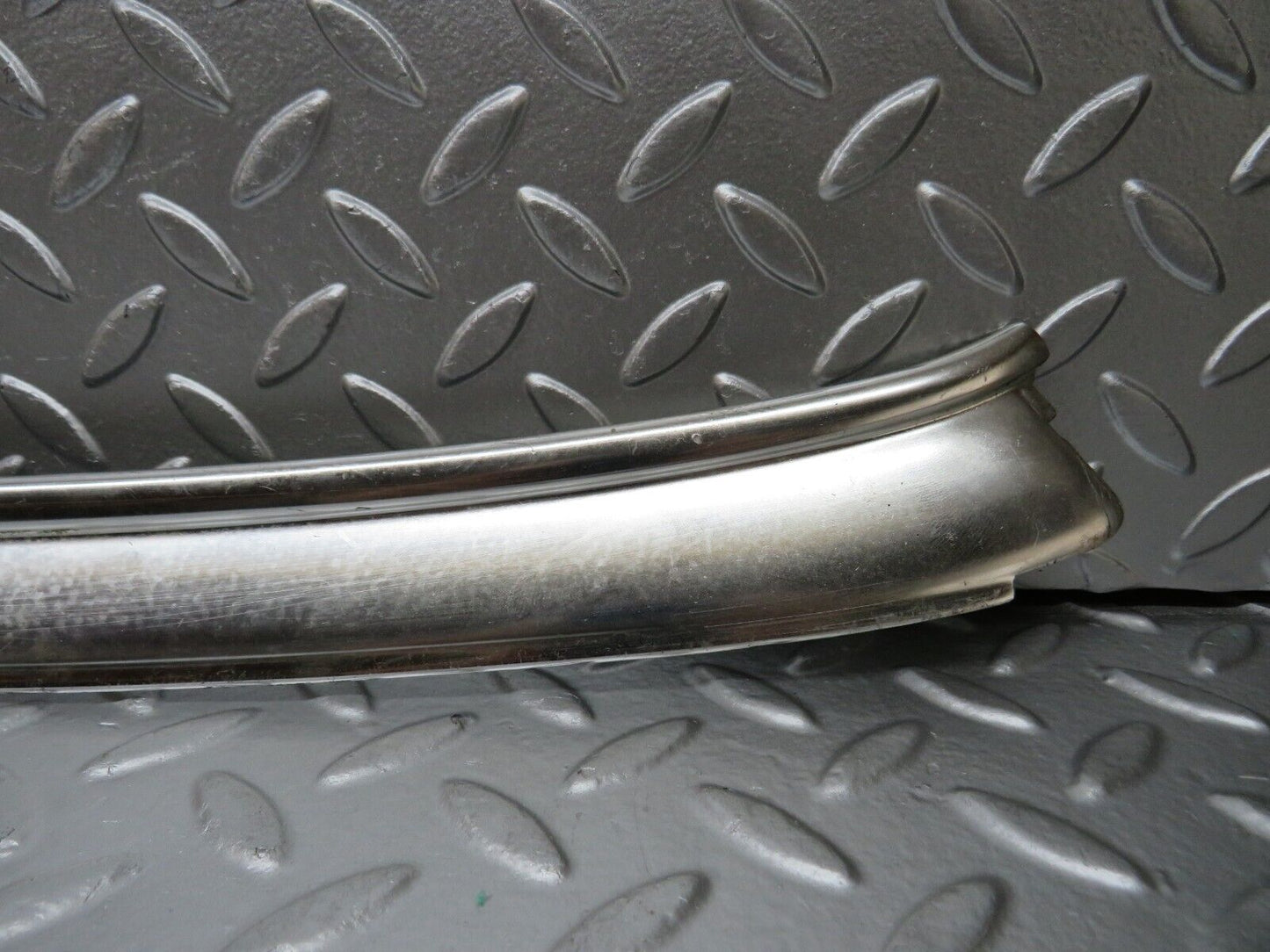 25588 Mercedes-Benz W123 200 C Pillar Exterior Chrome Trim Right Side