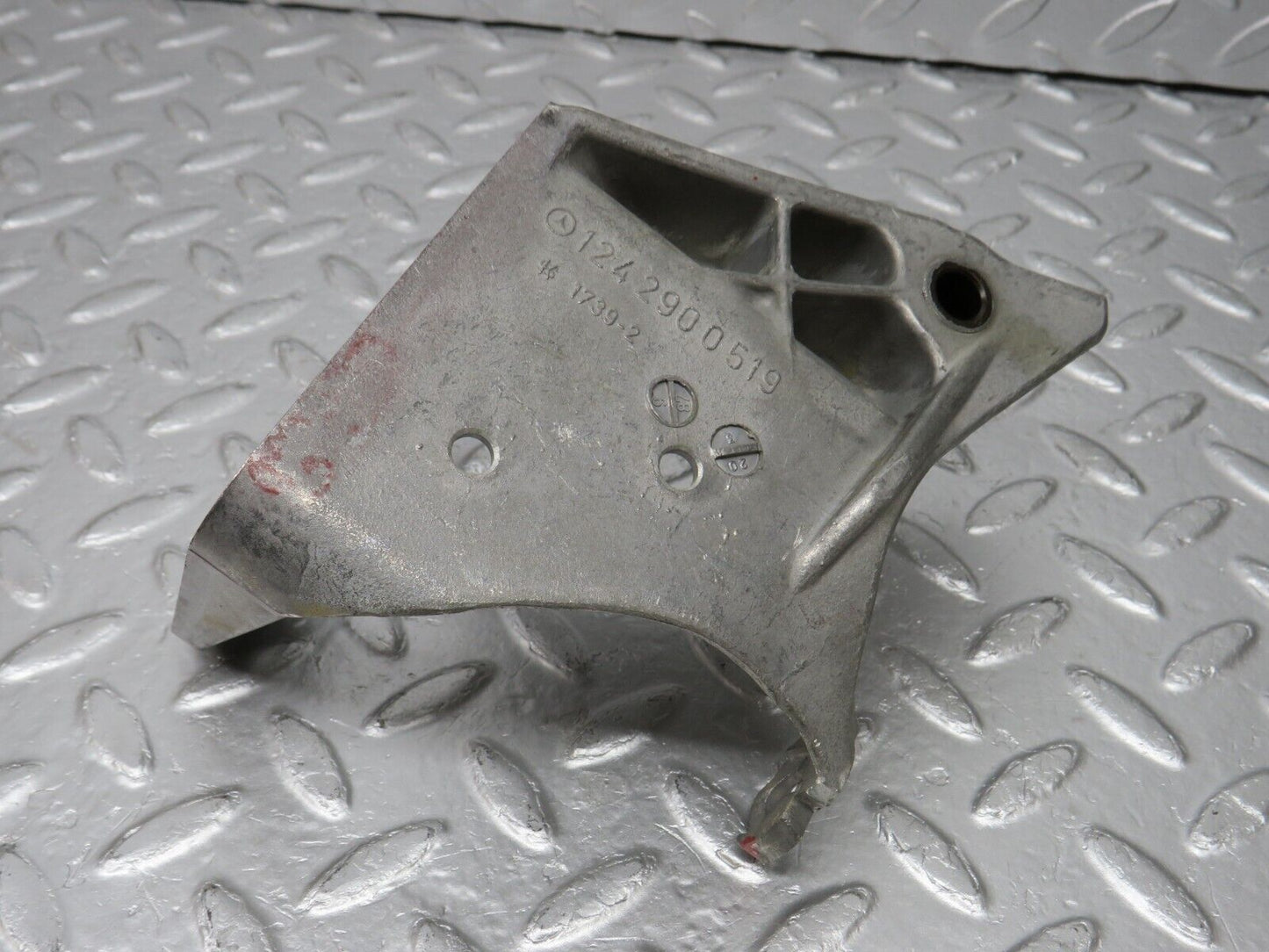 34109 Mercedes-Benz W124 260E Brake Pedal Bracket 1242900519