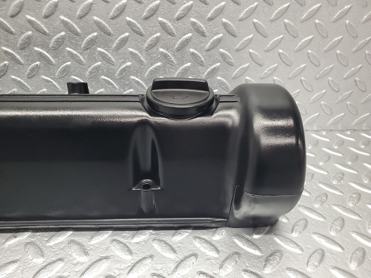 46328 Mercedes-Benz W126 420SE Cylinder Head Valve Cover Right Side 1170160705
