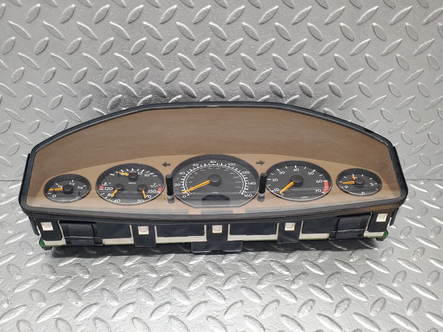 46962 Mercedes-Benz R129 320SL Coupe Instrument Cluster 1294402911