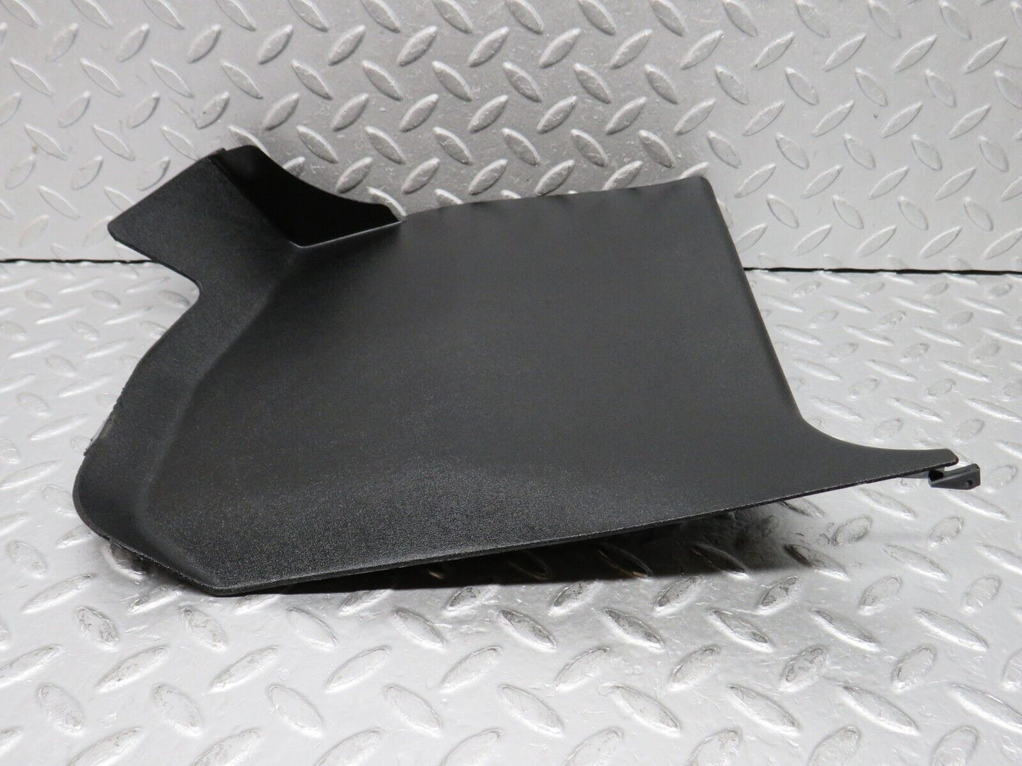 37850 Mercedes-Benz A124 320E Cabriolet Kick Panel Right Black 1246800306 1246880406