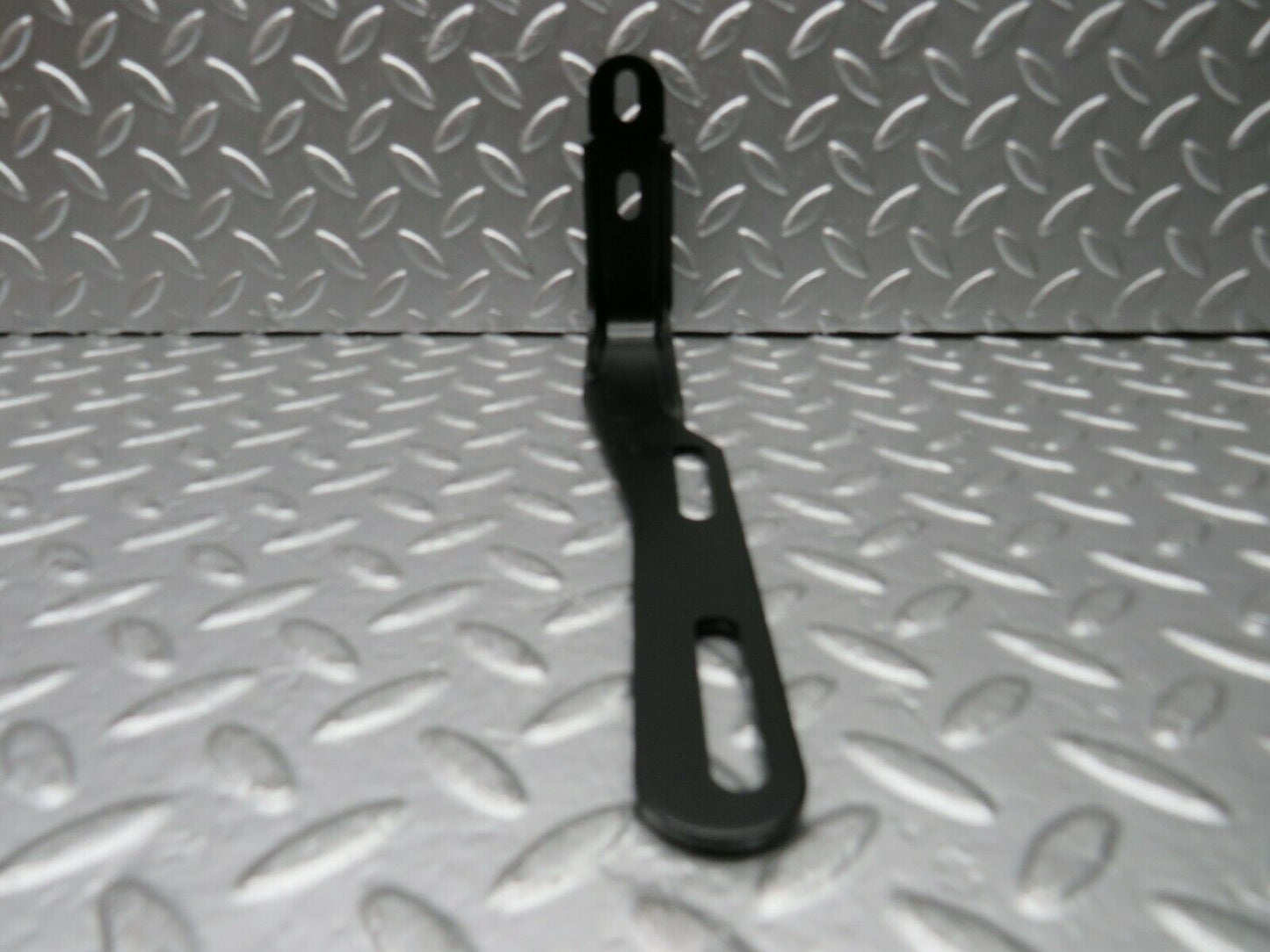 22623 Mercedes-Benz C124 E220 Coupe Exhaust Bracket
