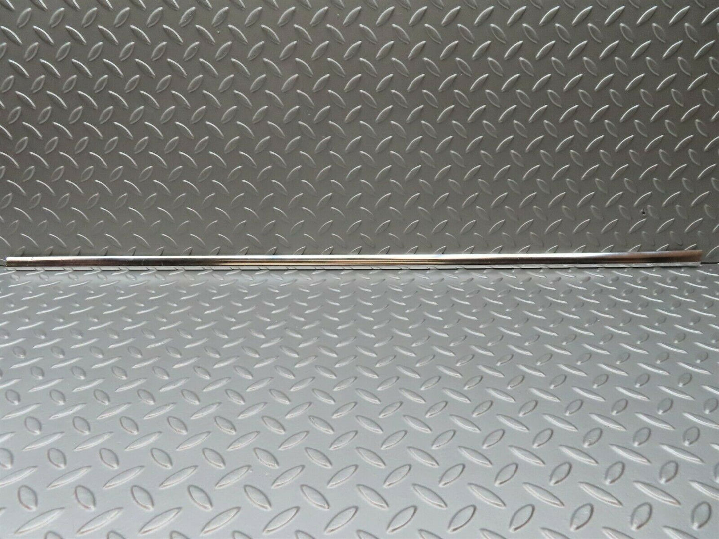 3745 Mercedes-Benz S123 200T Wagon Rear Right Door Chrome Moulding Trim
