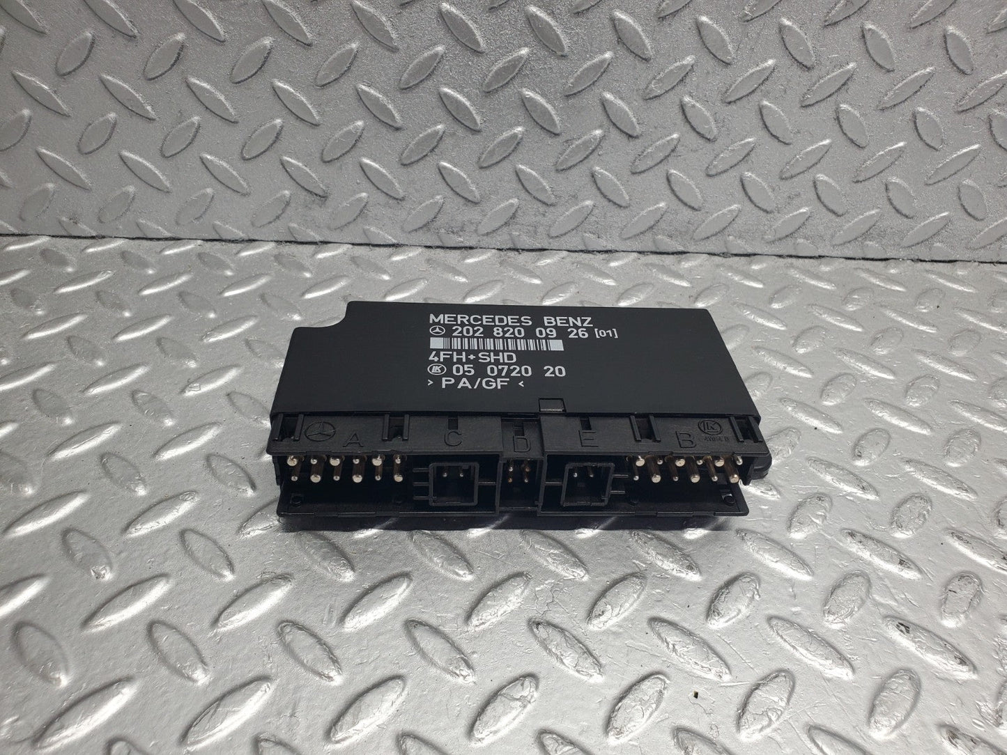 W124 Wagon comfort control unit used OEM