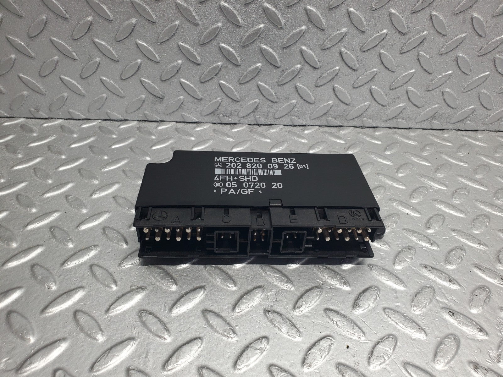 W124 Wagon comfort control unit used OEM