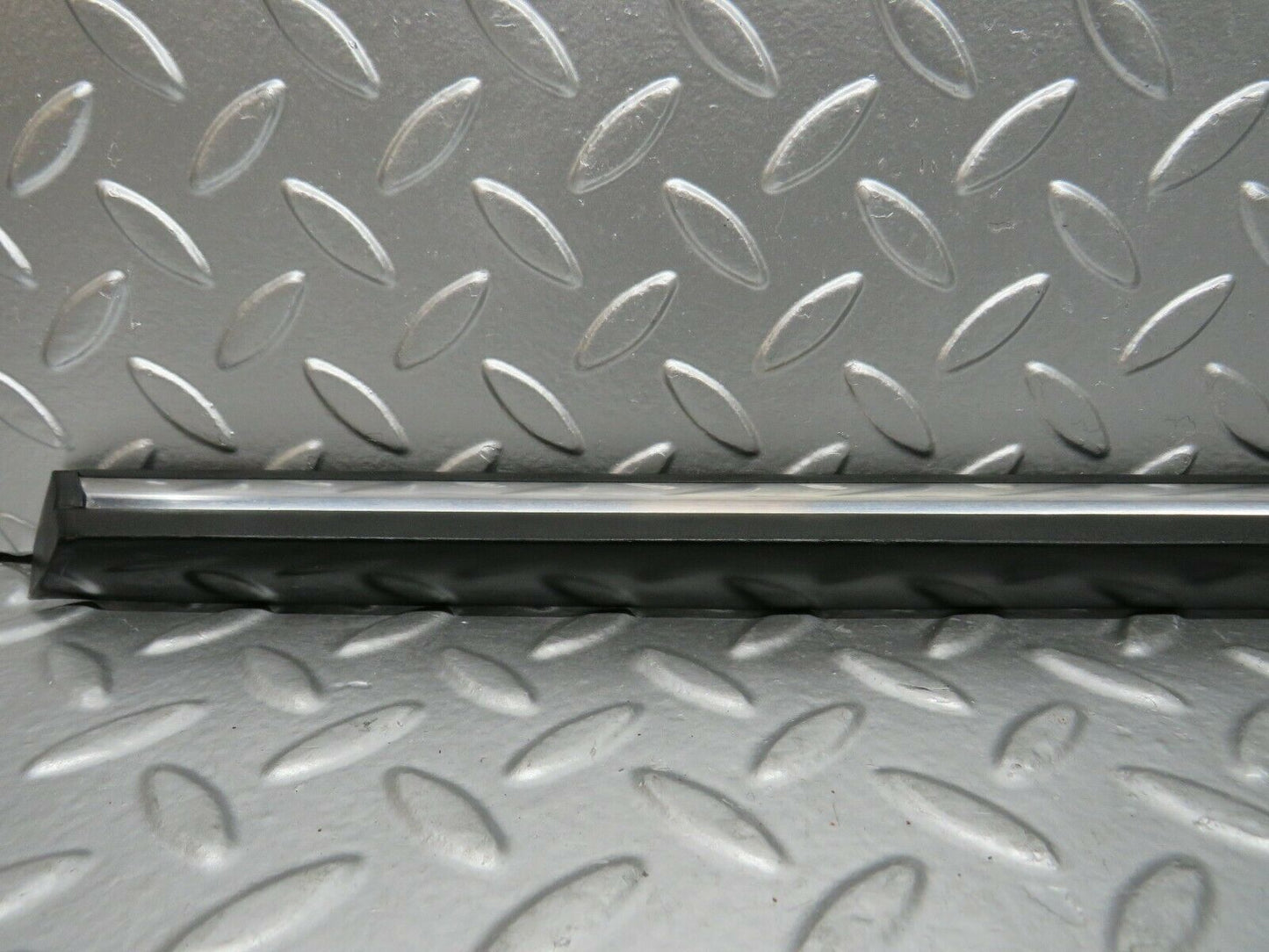 23190 Mercedes-Benz W116 350SE Rear Right Door Moulding Trim