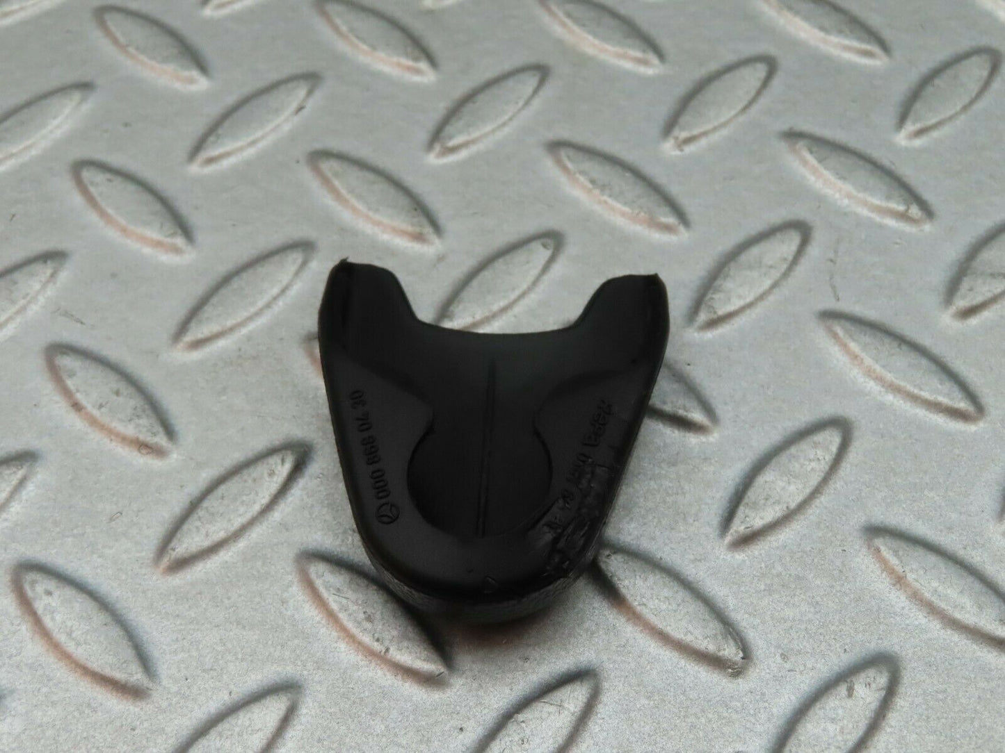 5738 Mercedes-Benz W123 200 Seat Belt Plastic Cap 0008680430